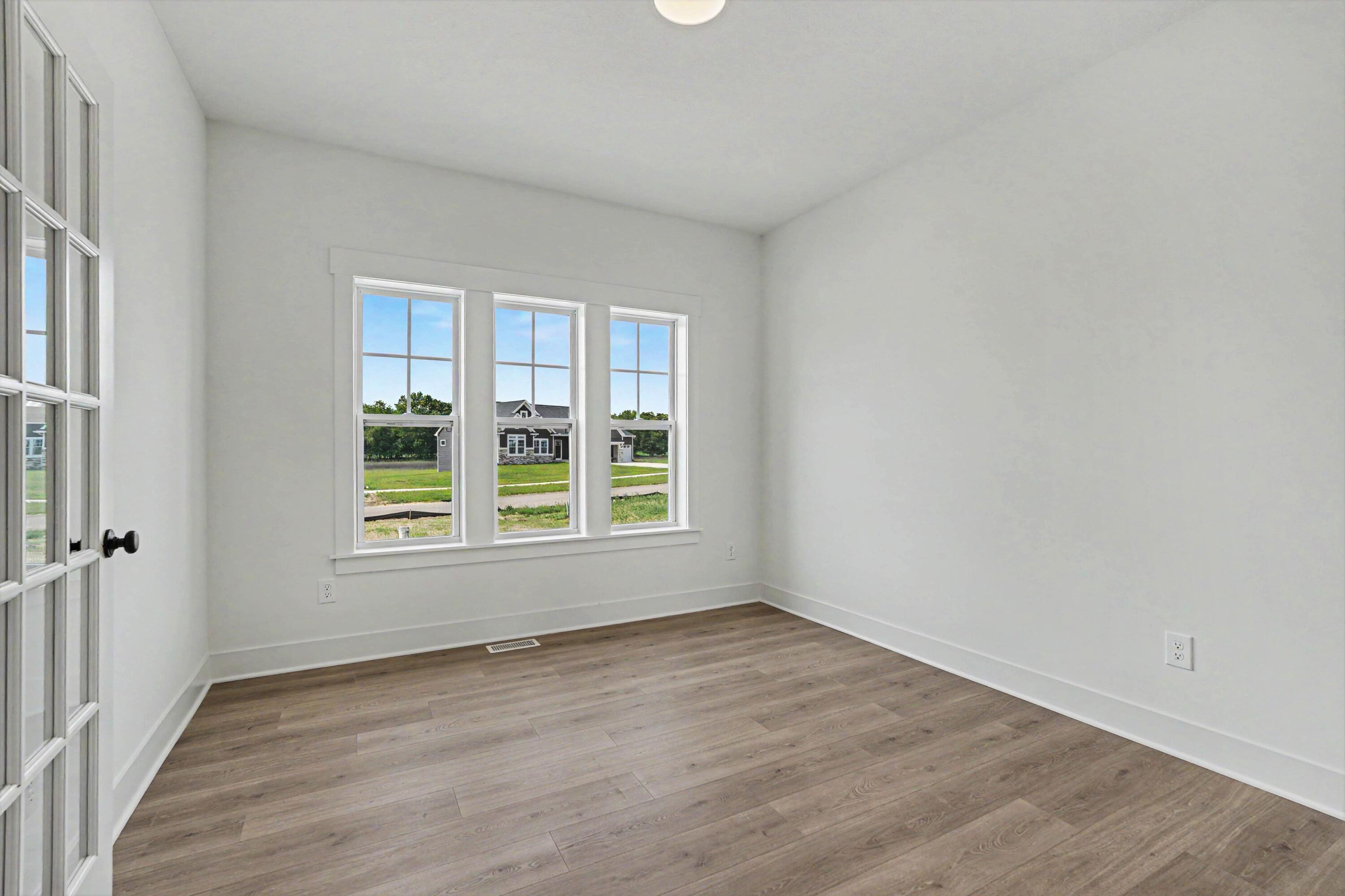 5686 Landrum Trail Property Photo 9