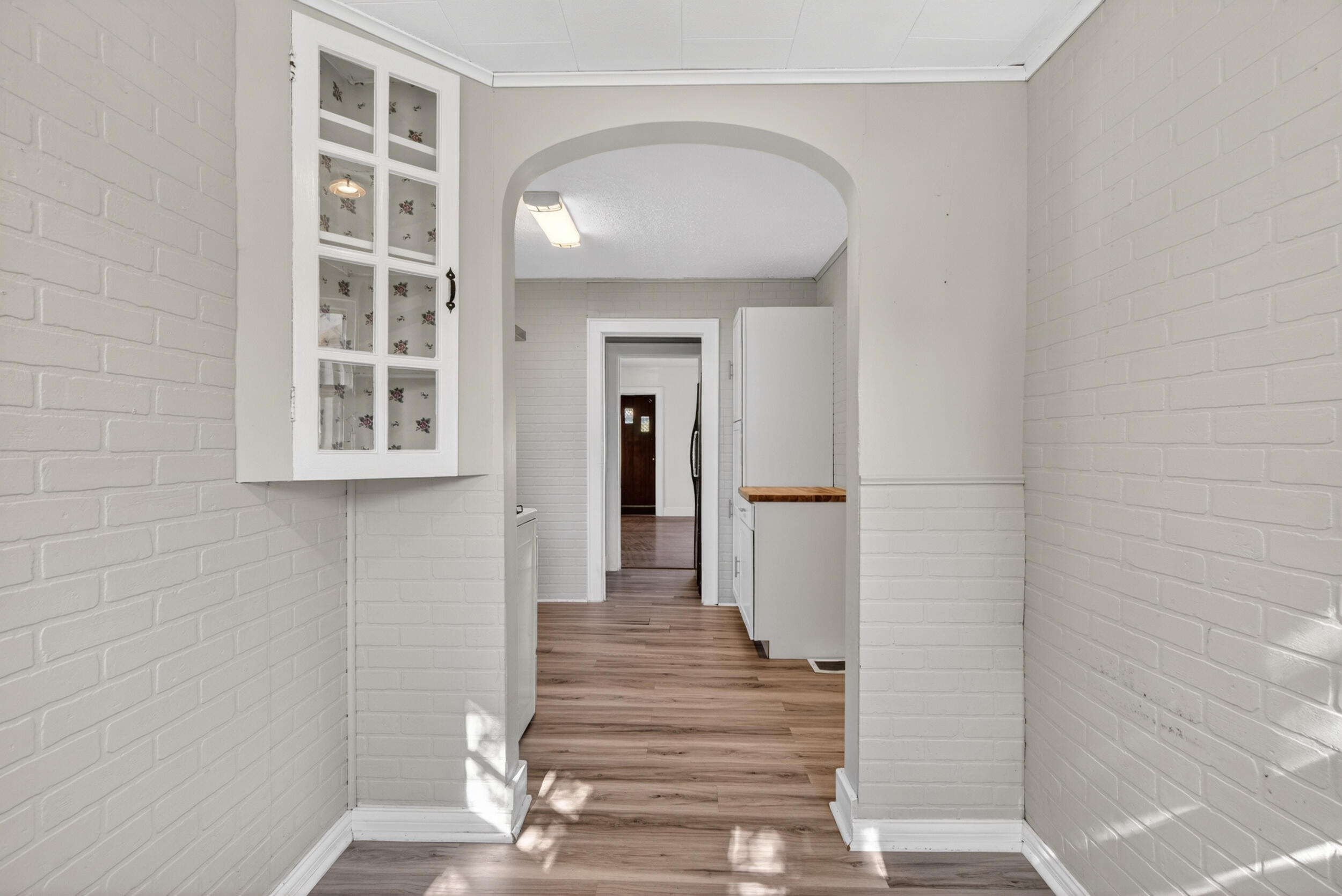 1109 S Webster Street Property Photo 18