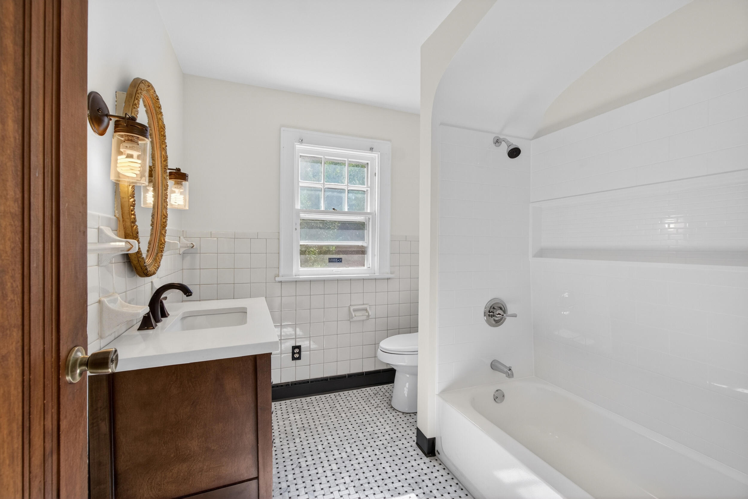 1109 S Webster Street Property Photo 20