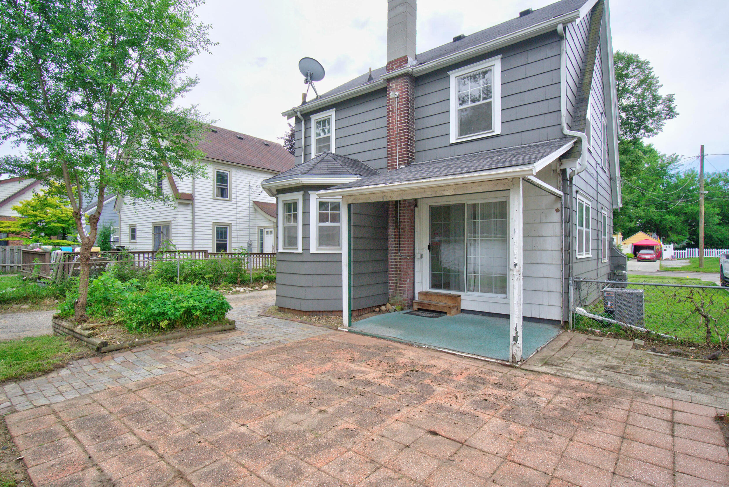 1109 S Webster Street Property Photo 35