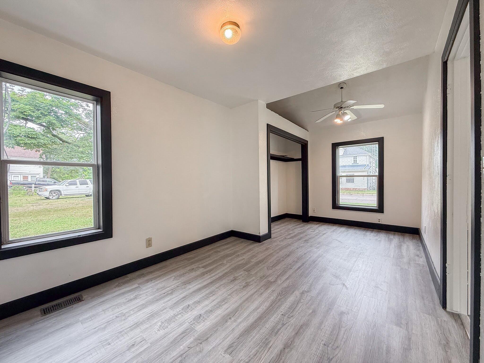 205 Pokagon Street Property Photo 10