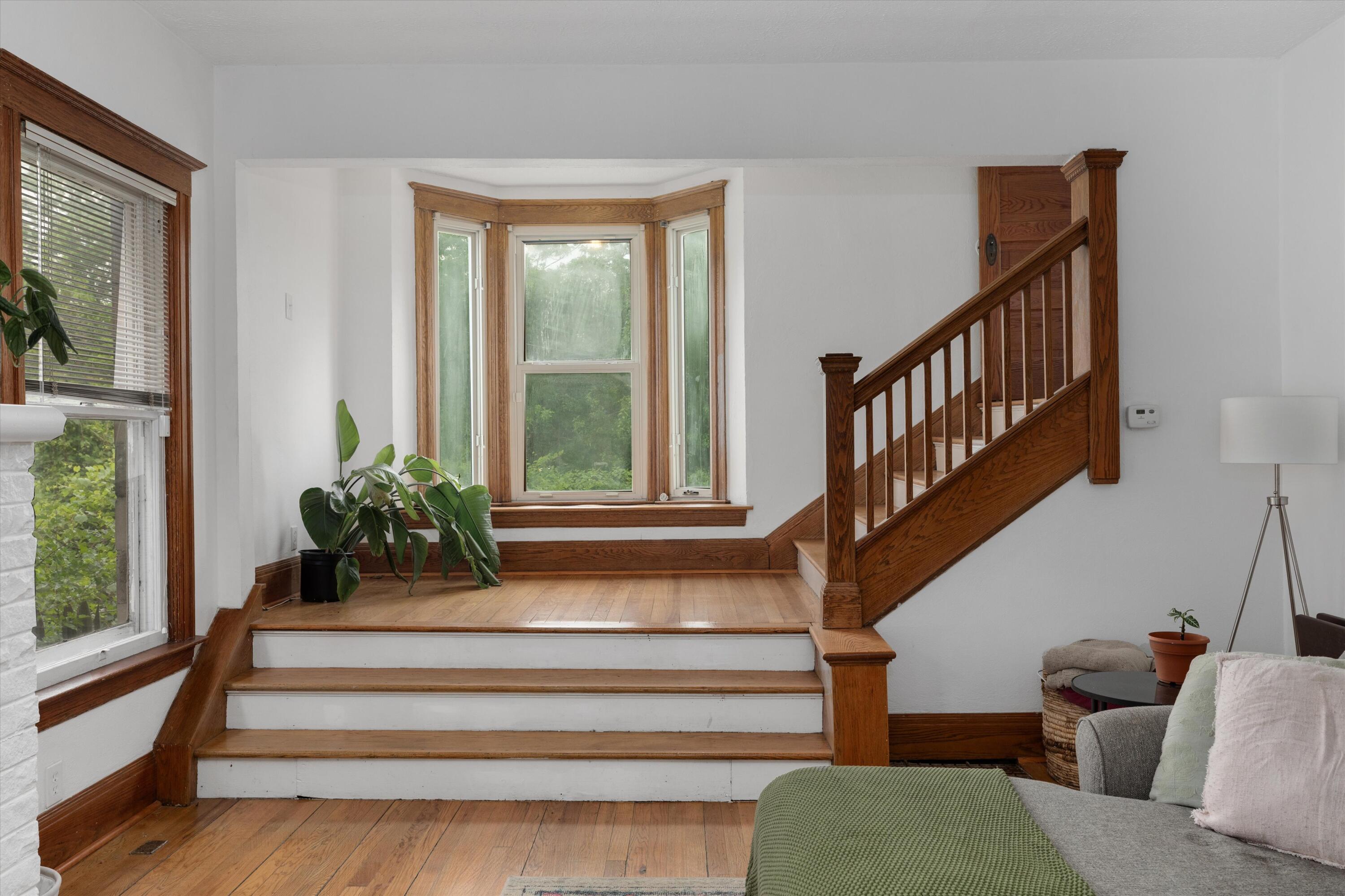 418 King Street Property Photo 5