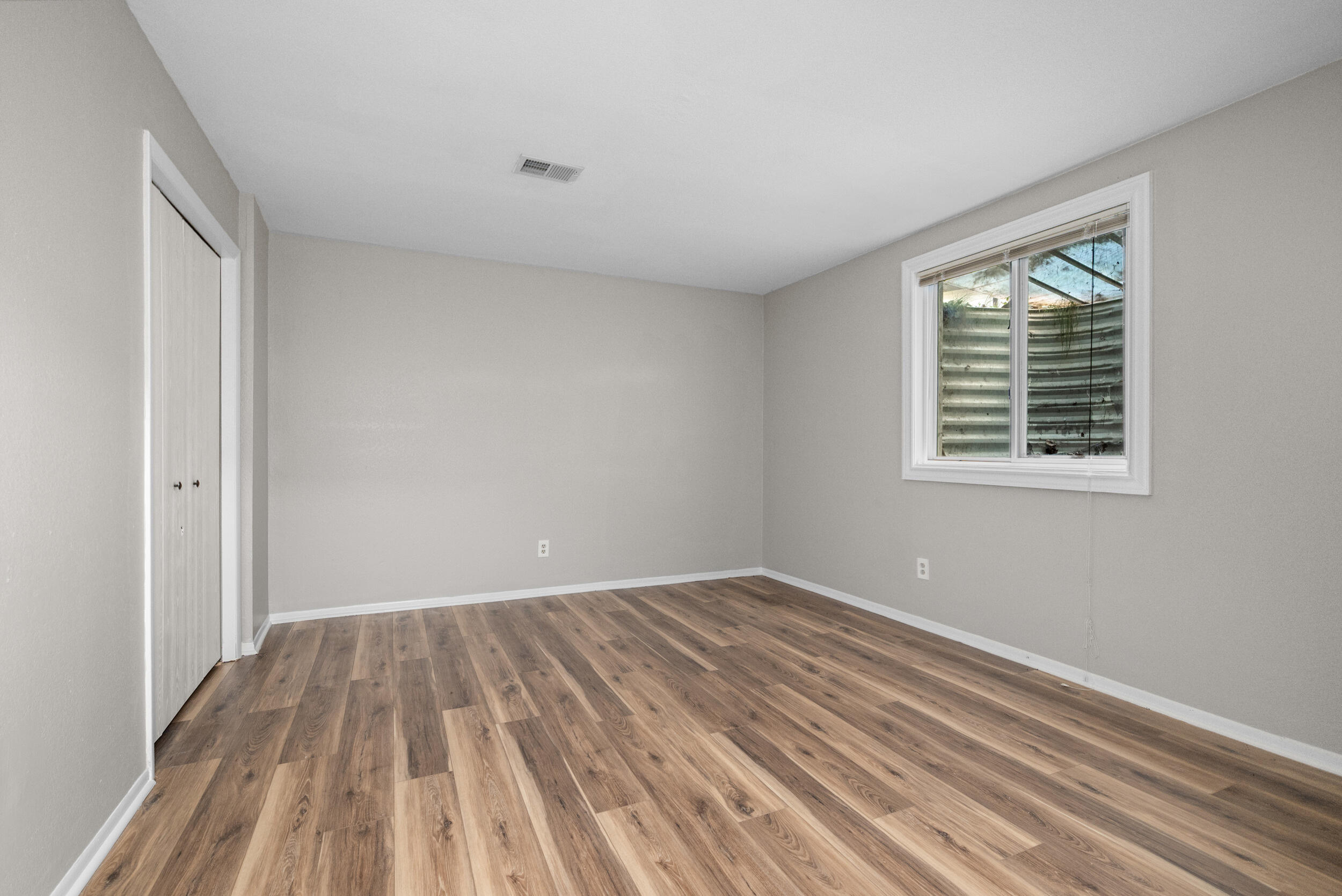 2957 Englewood Avenue Se Property Photo 13