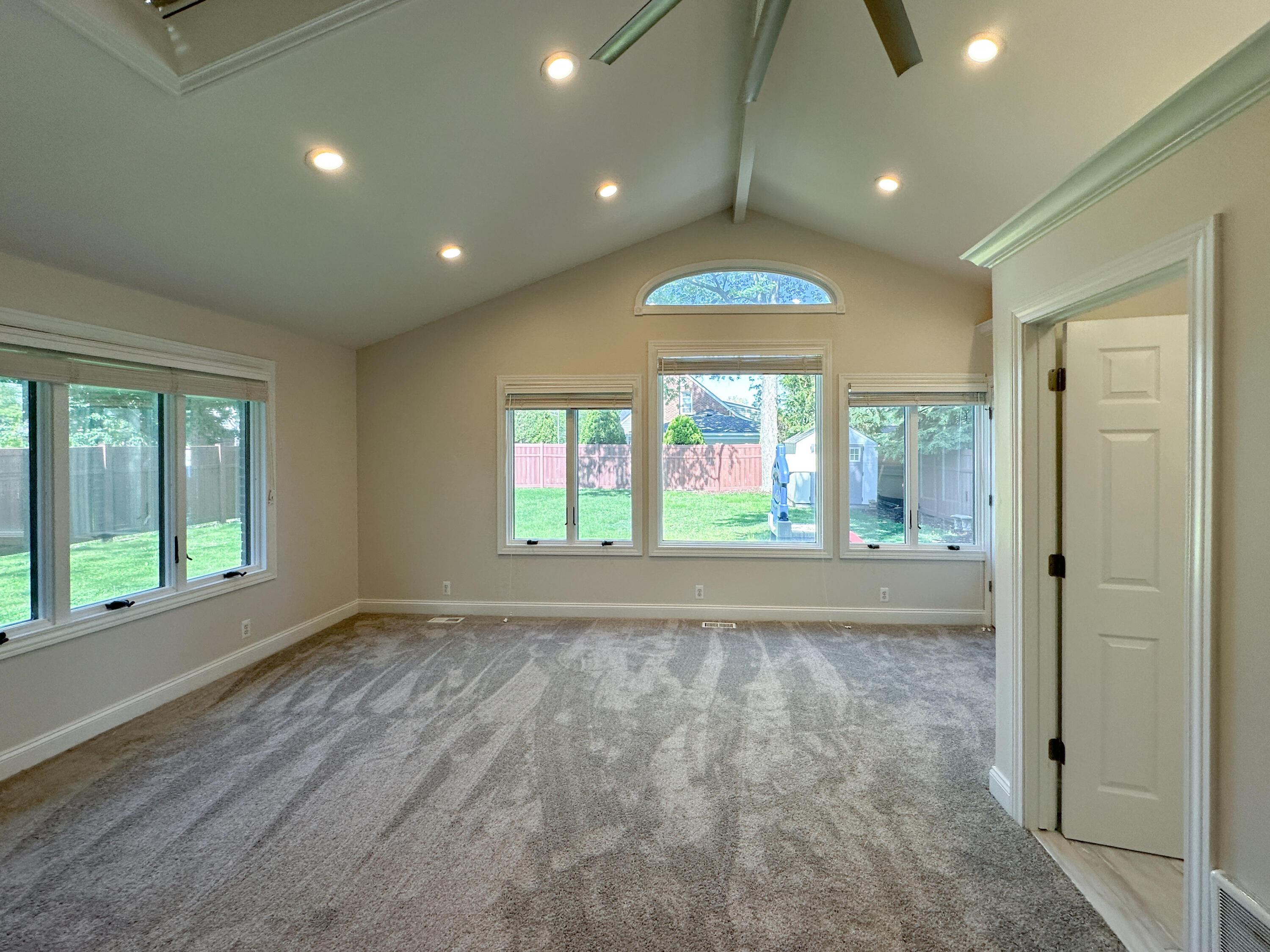 21203 River Road Property Photo 16
