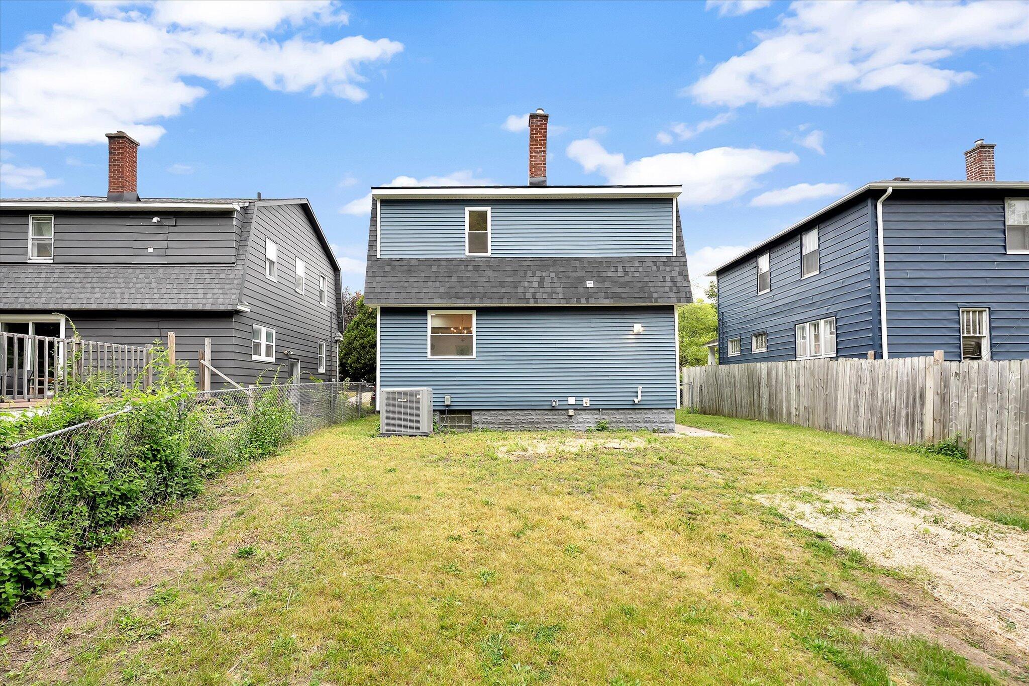 842 Griggs Street Se Property Photo 32