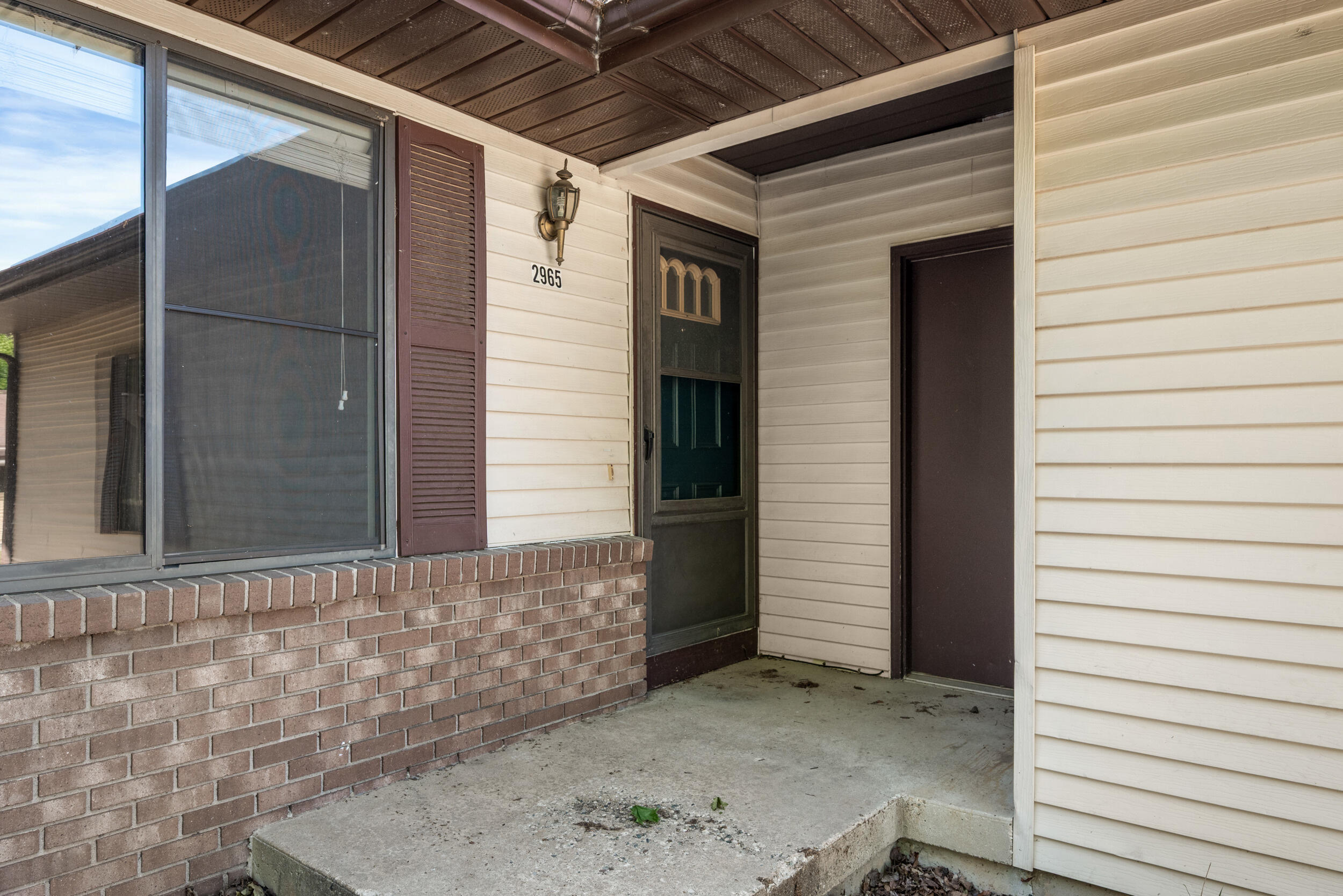 2965 Englewood Avenue Se Property Photo 2