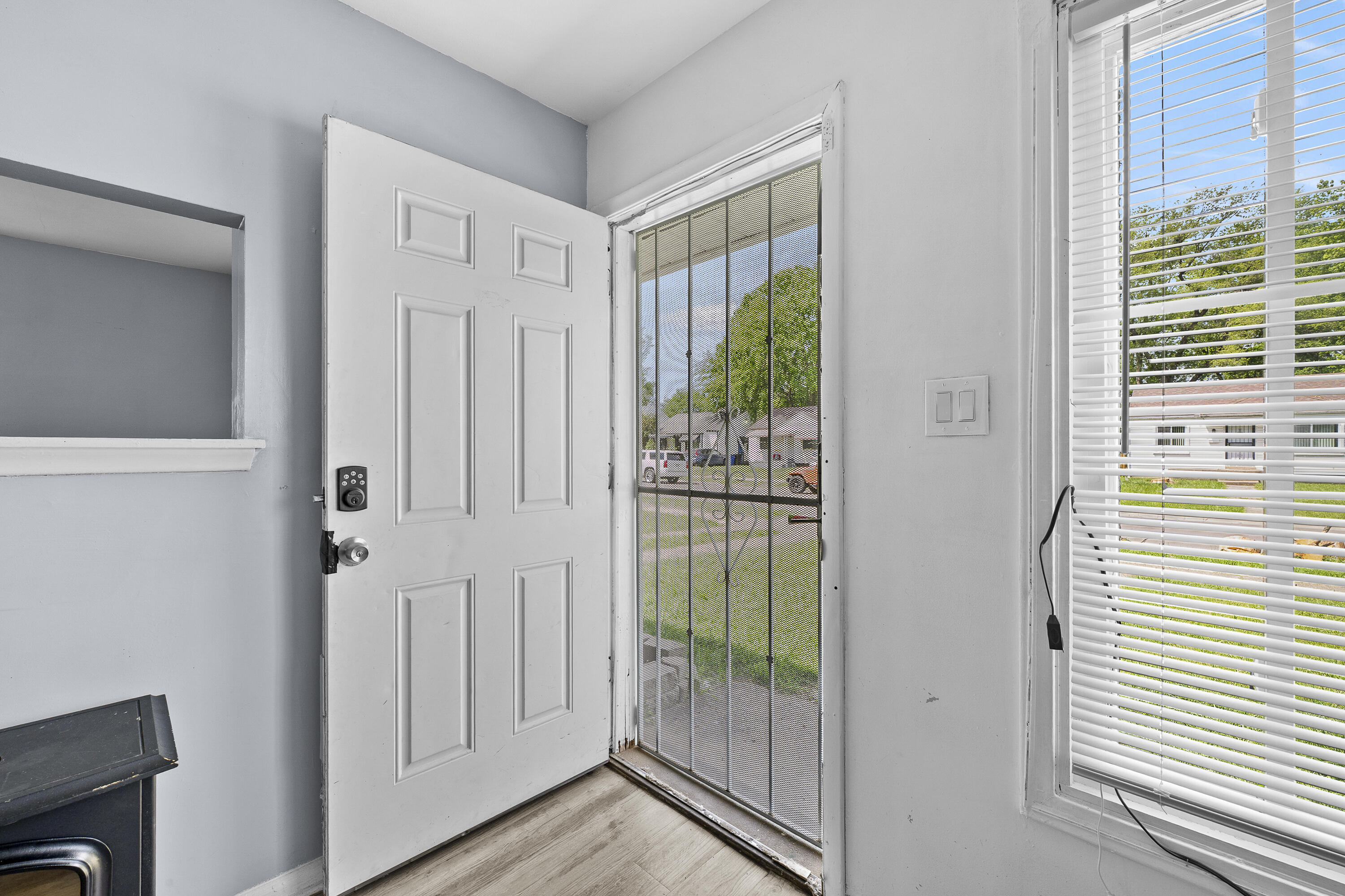 10028 Stahelin Avenue Property Photo 3