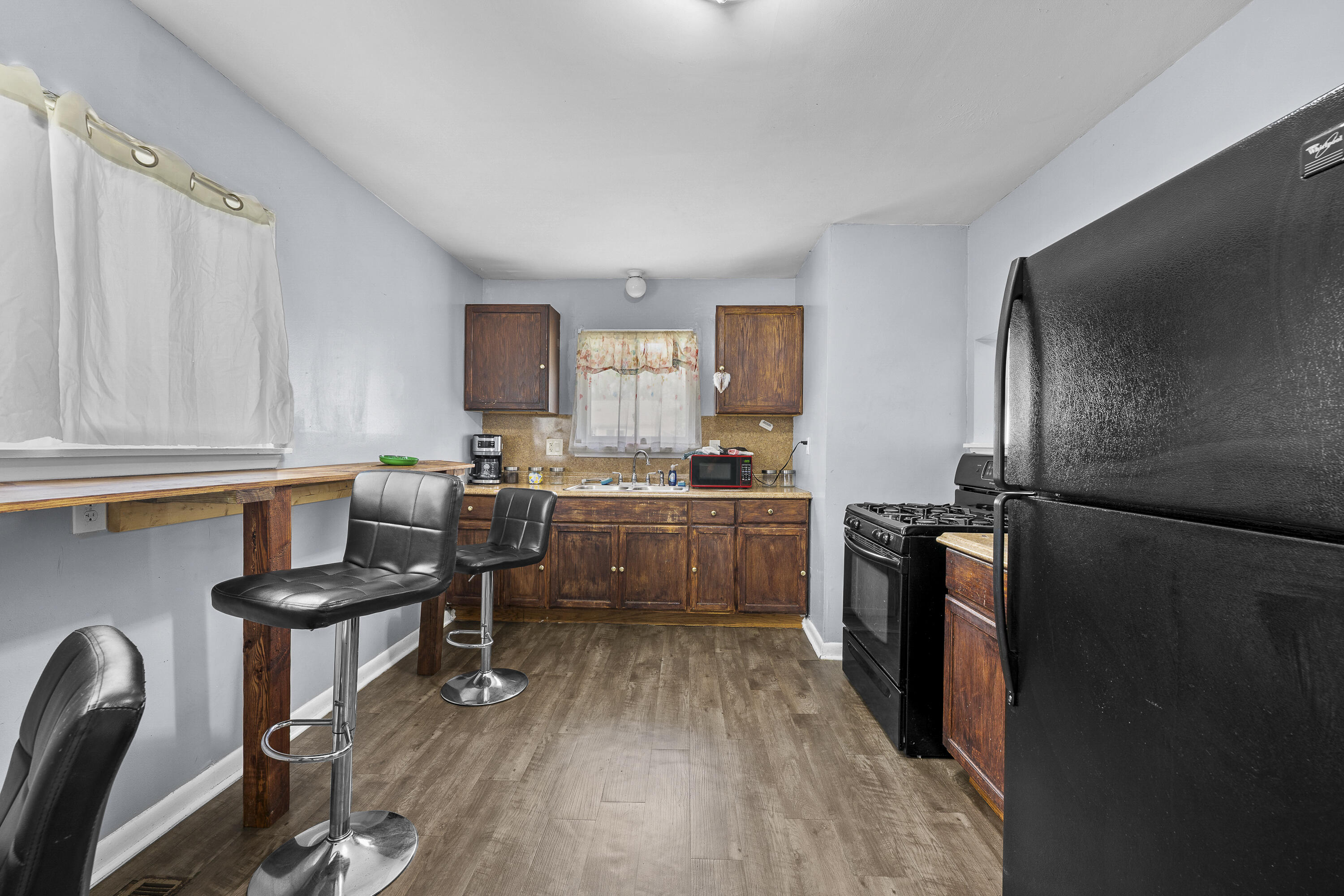 10028 Stahelin Avenue Property Photo 8