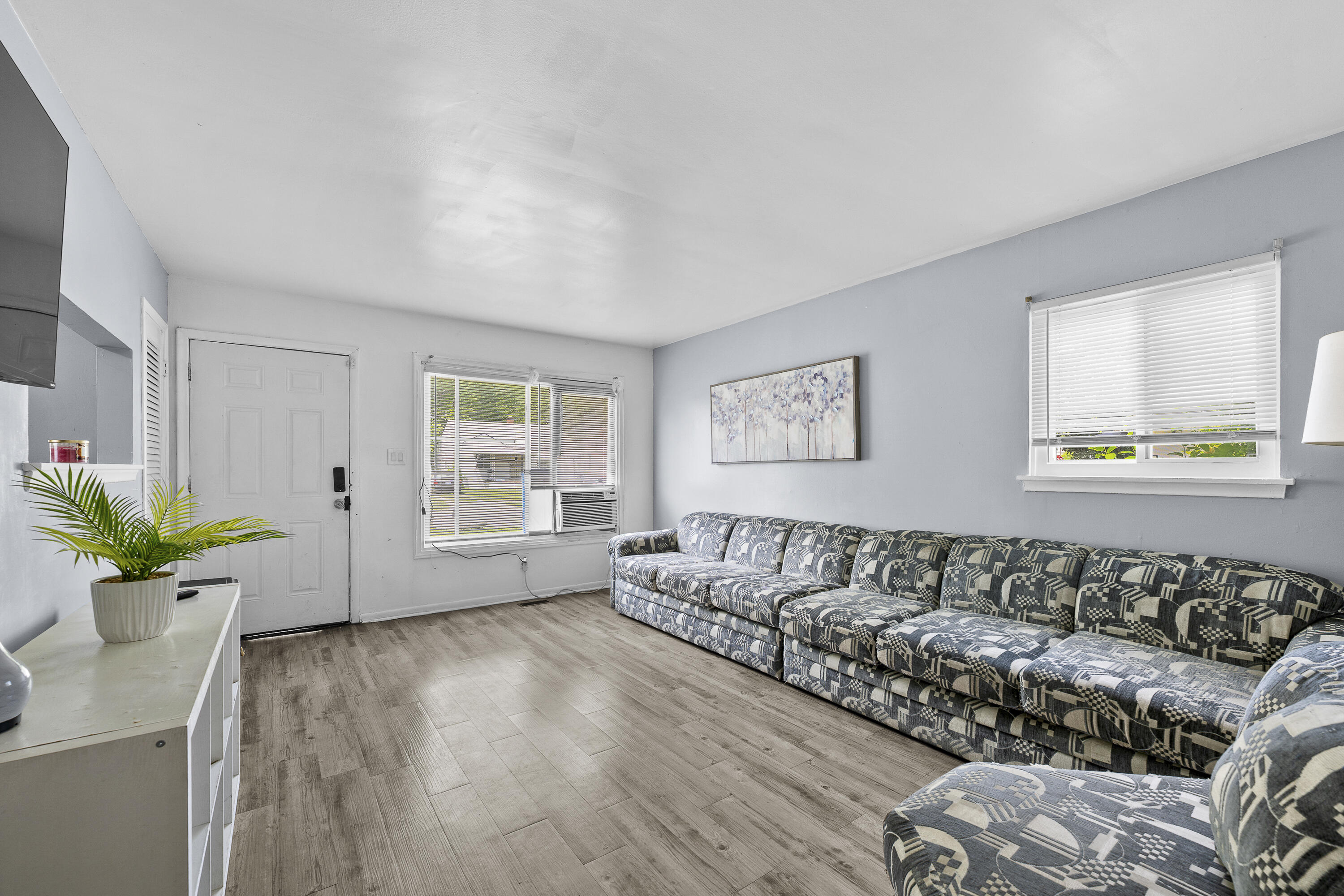 10028 Stahelin Avenue Property Photo 23