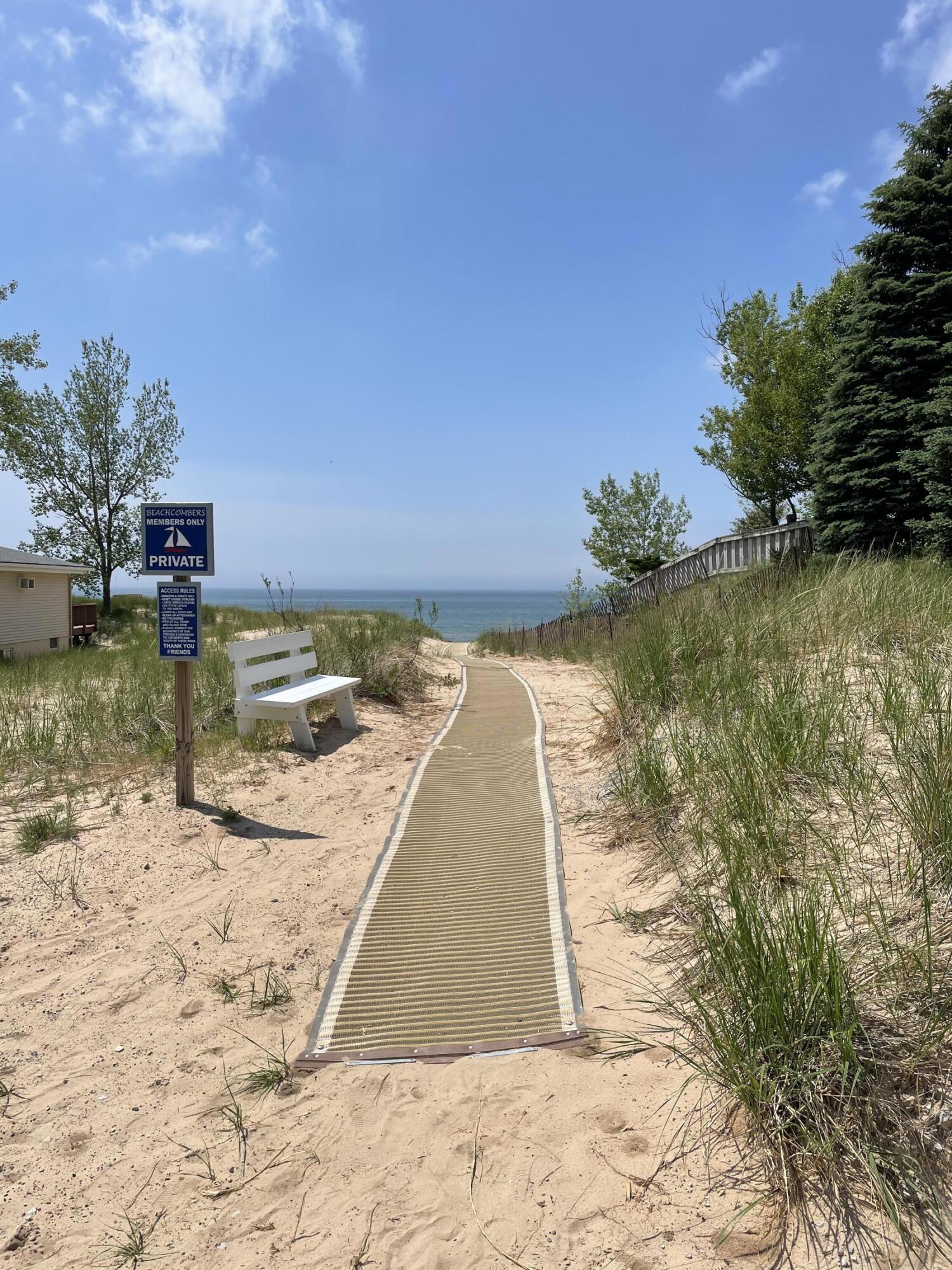 55 S Lighthouse Drive Property Photo 8