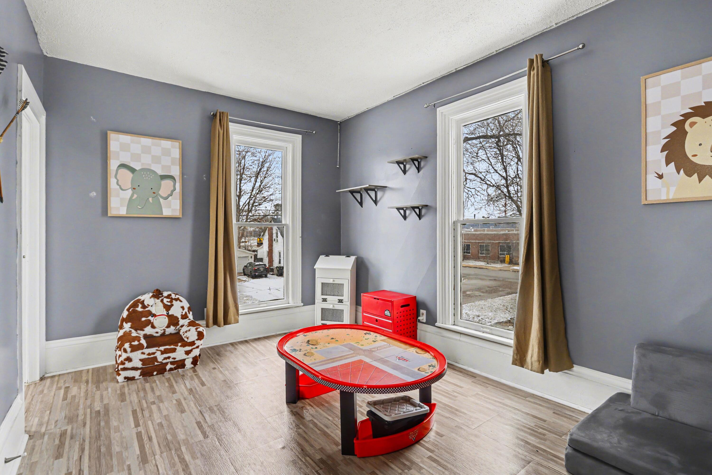 711 Maple Street Property Photo 16