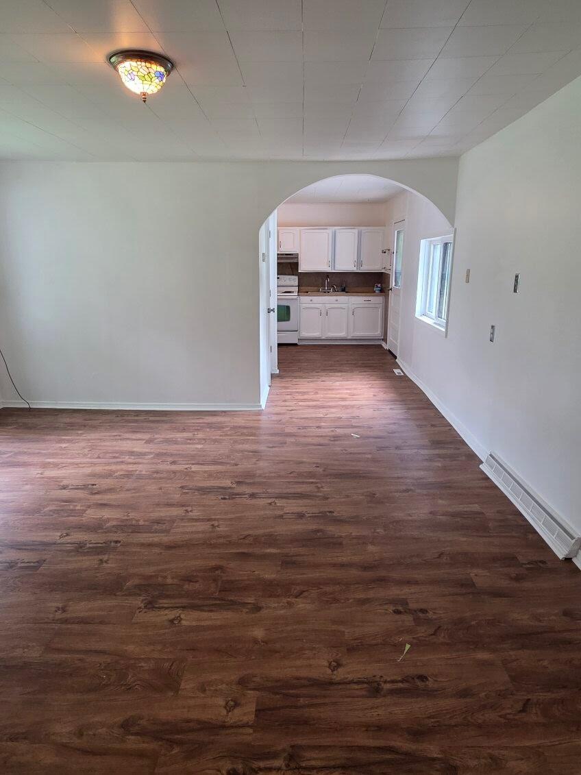 6980 Wooster Road Property Photo 3