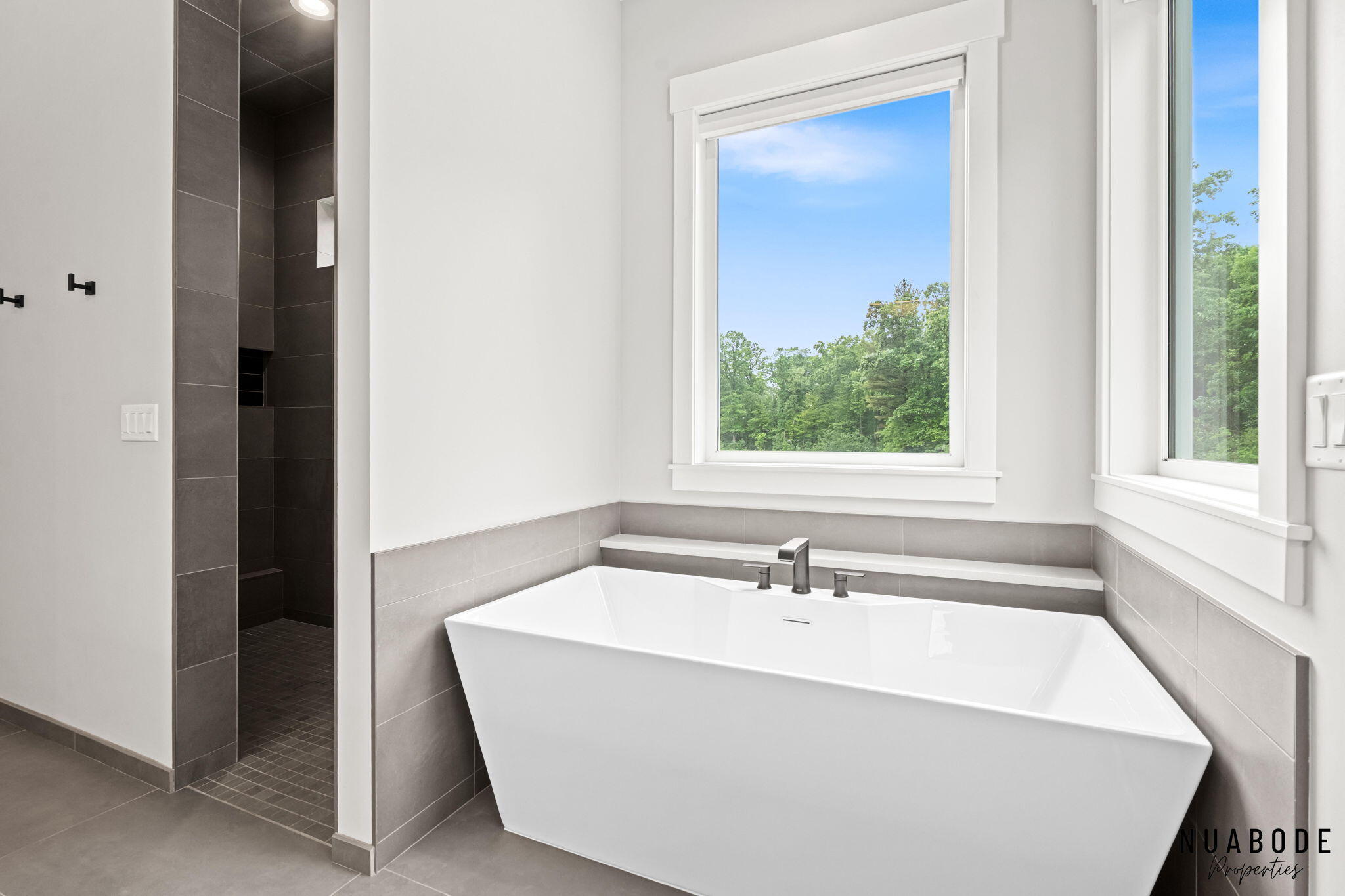1497 10 Mile Road Ne Property Photo 45