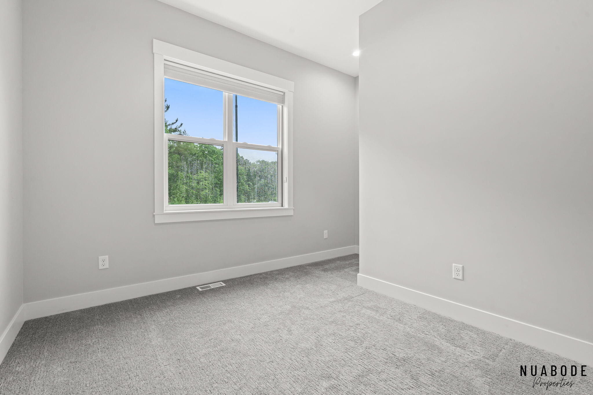 1497 10 Mile Road Ne Property Photo 51