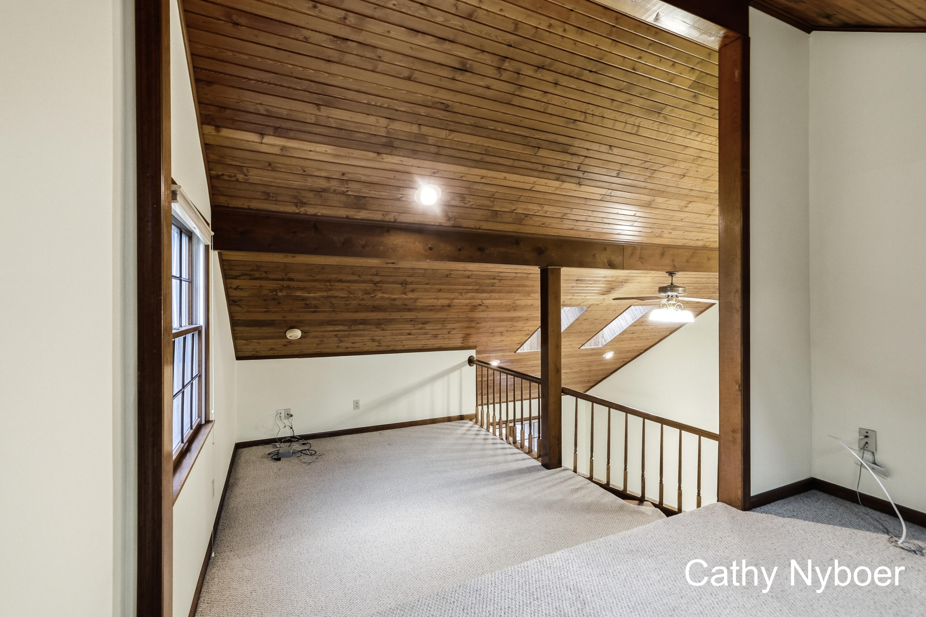 13462 Lakeshore Avenue Property Photo 12