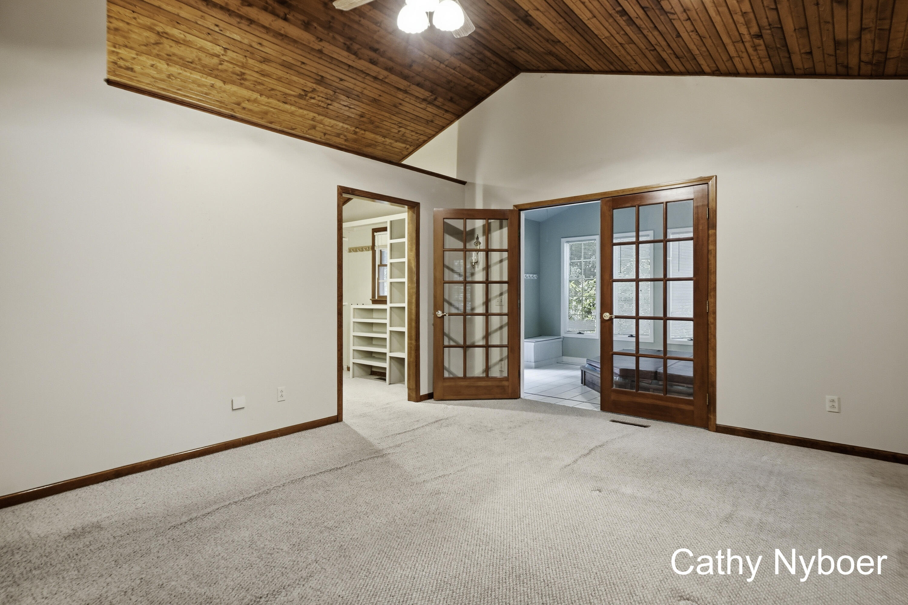 13462 Lakeshore Avenue Property Photo 19