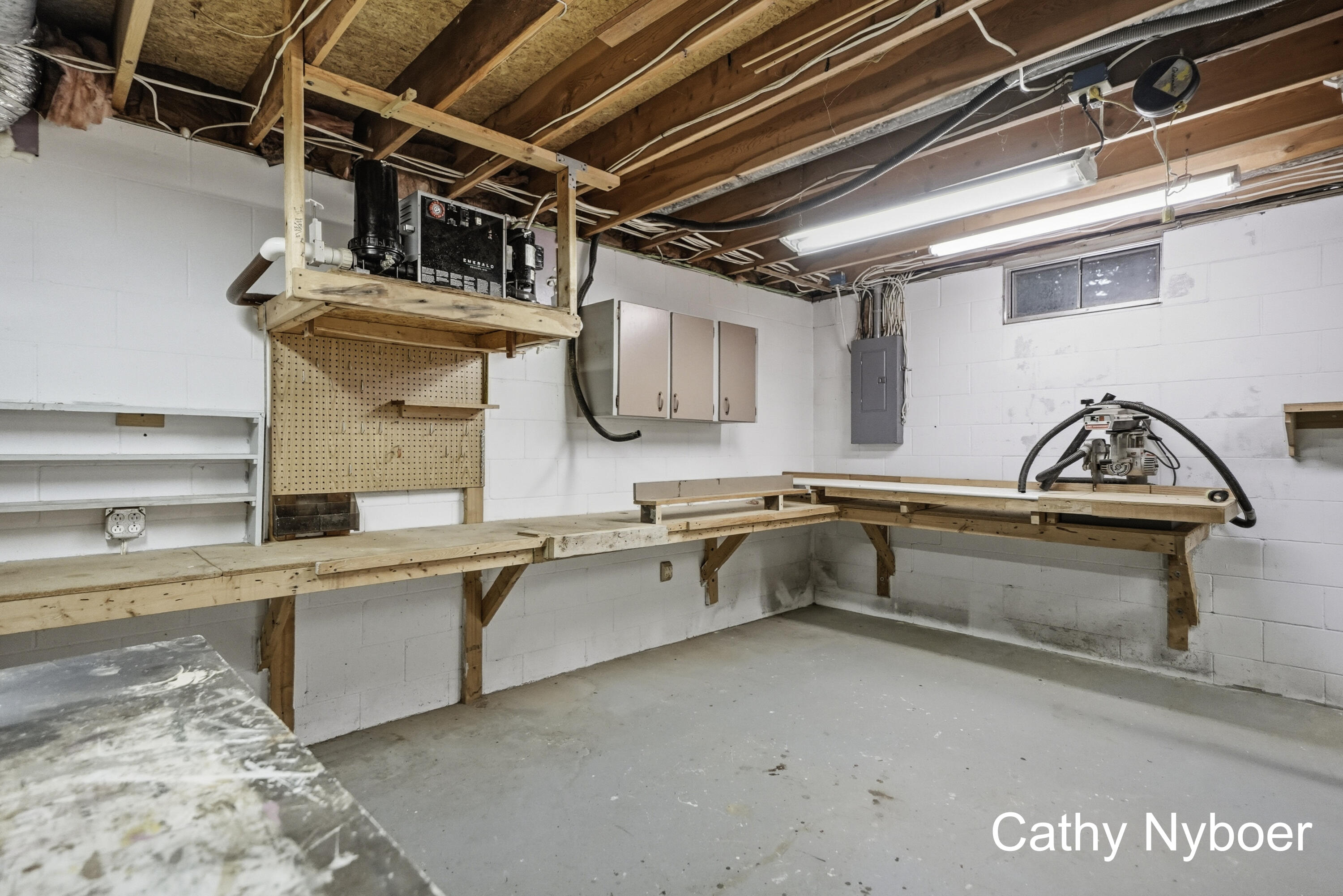 13462 Lakeshore Avenue Property Photo 35