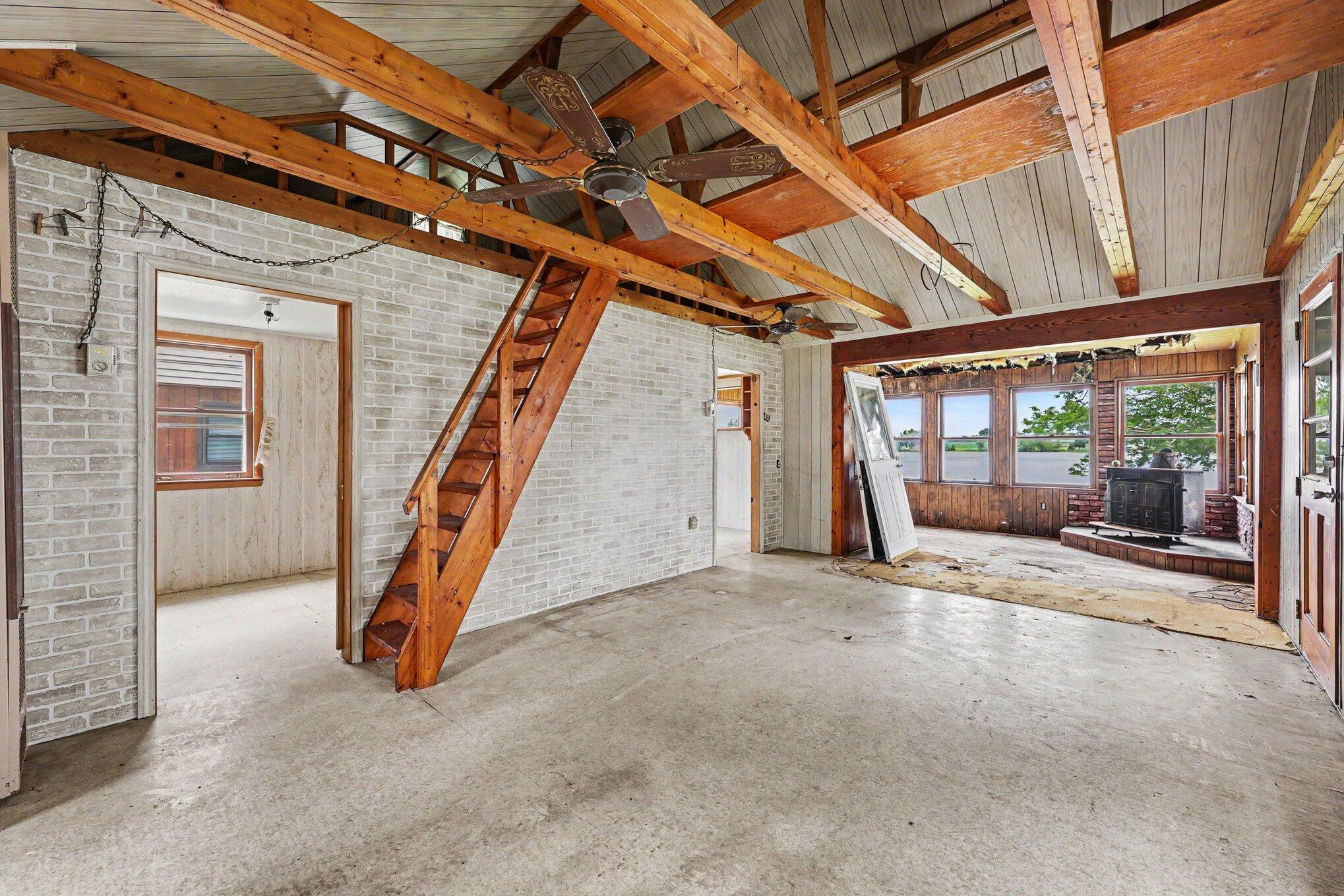 11968 Elmdale Drive Property Photo 10