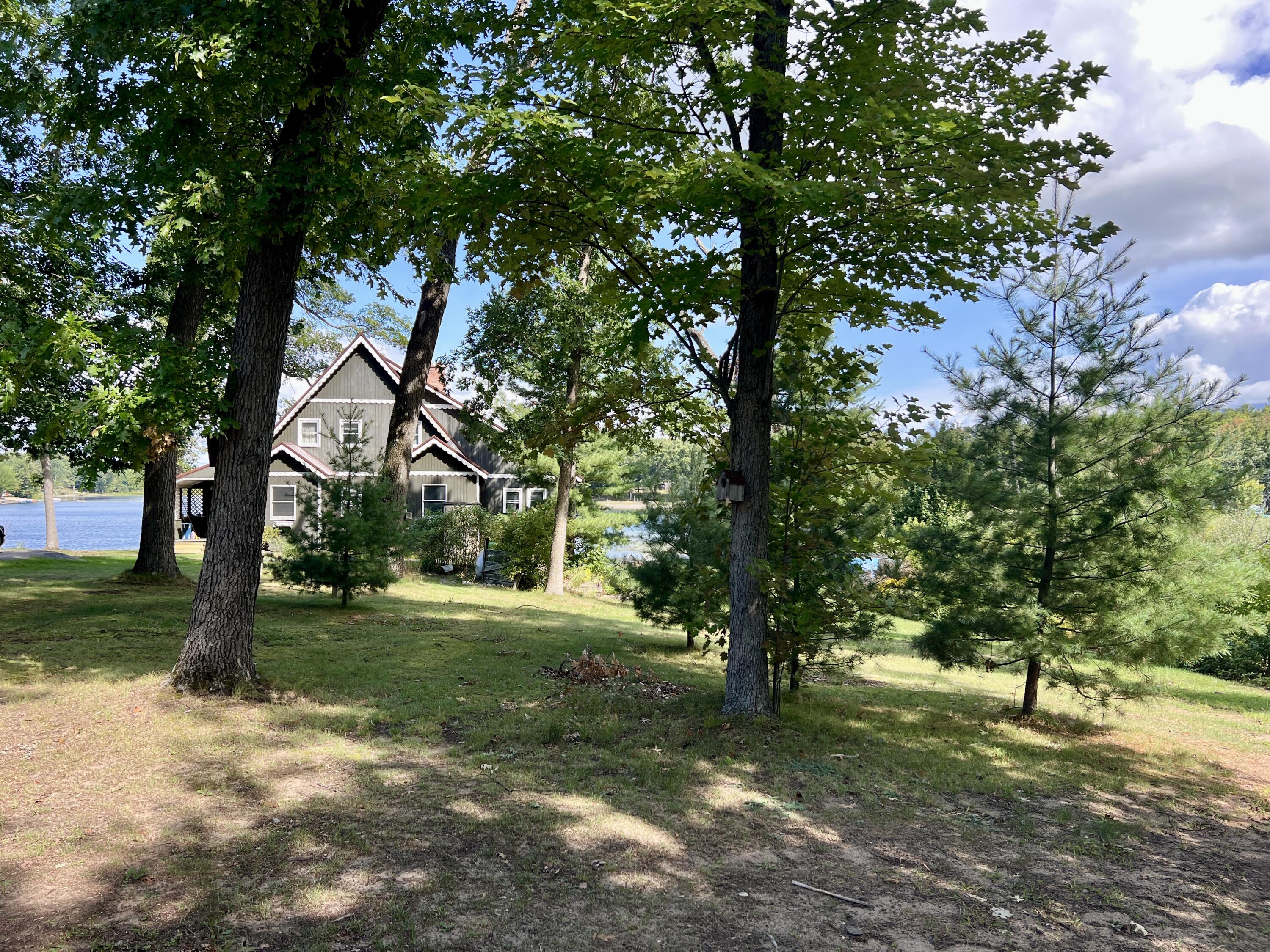 7832 E Us Highway 10 Property Photo 4