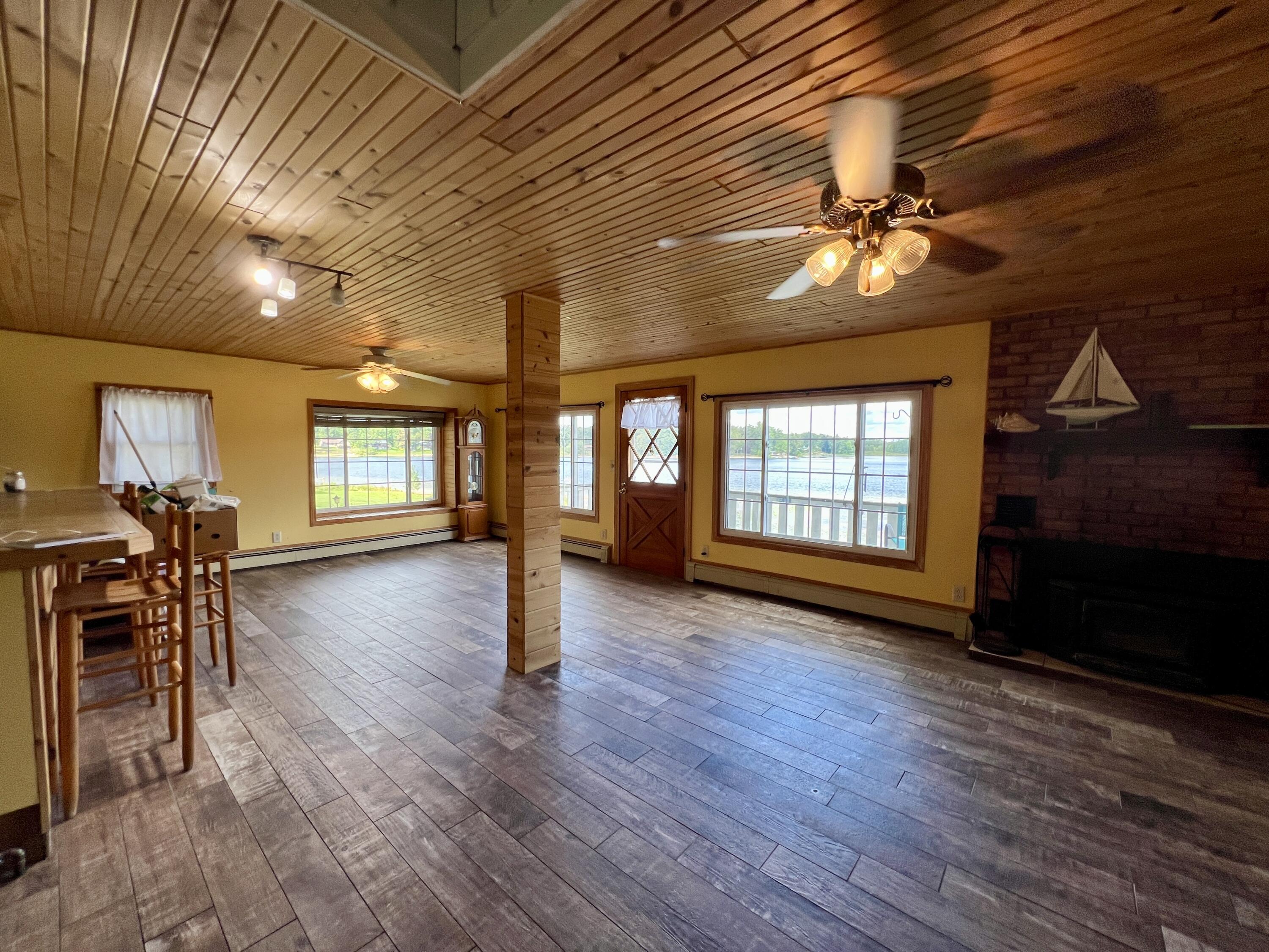 7832 E Us Highway 10 Property Photo 26
