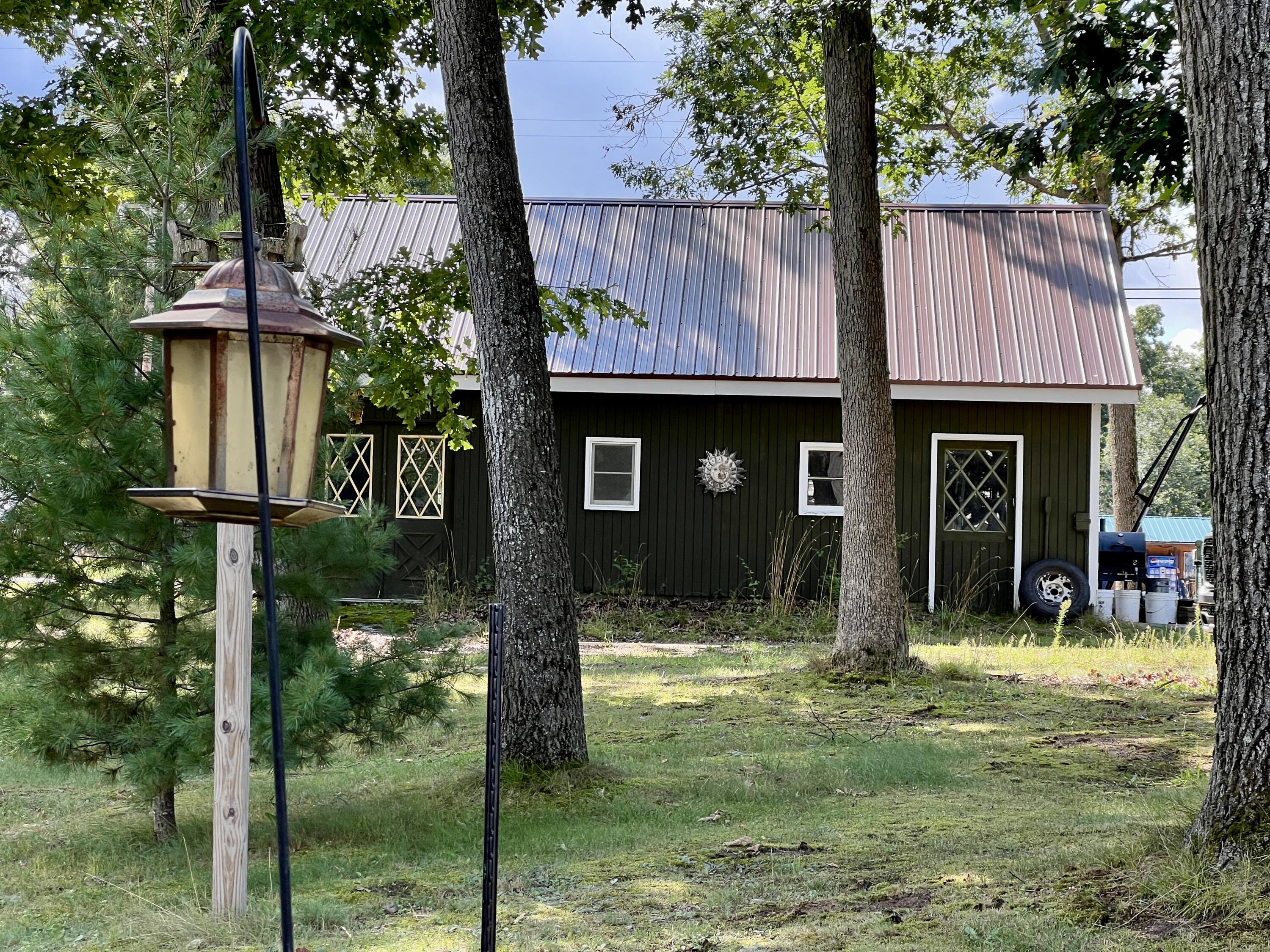 7832 E Us Highway 10 Property Photo 51