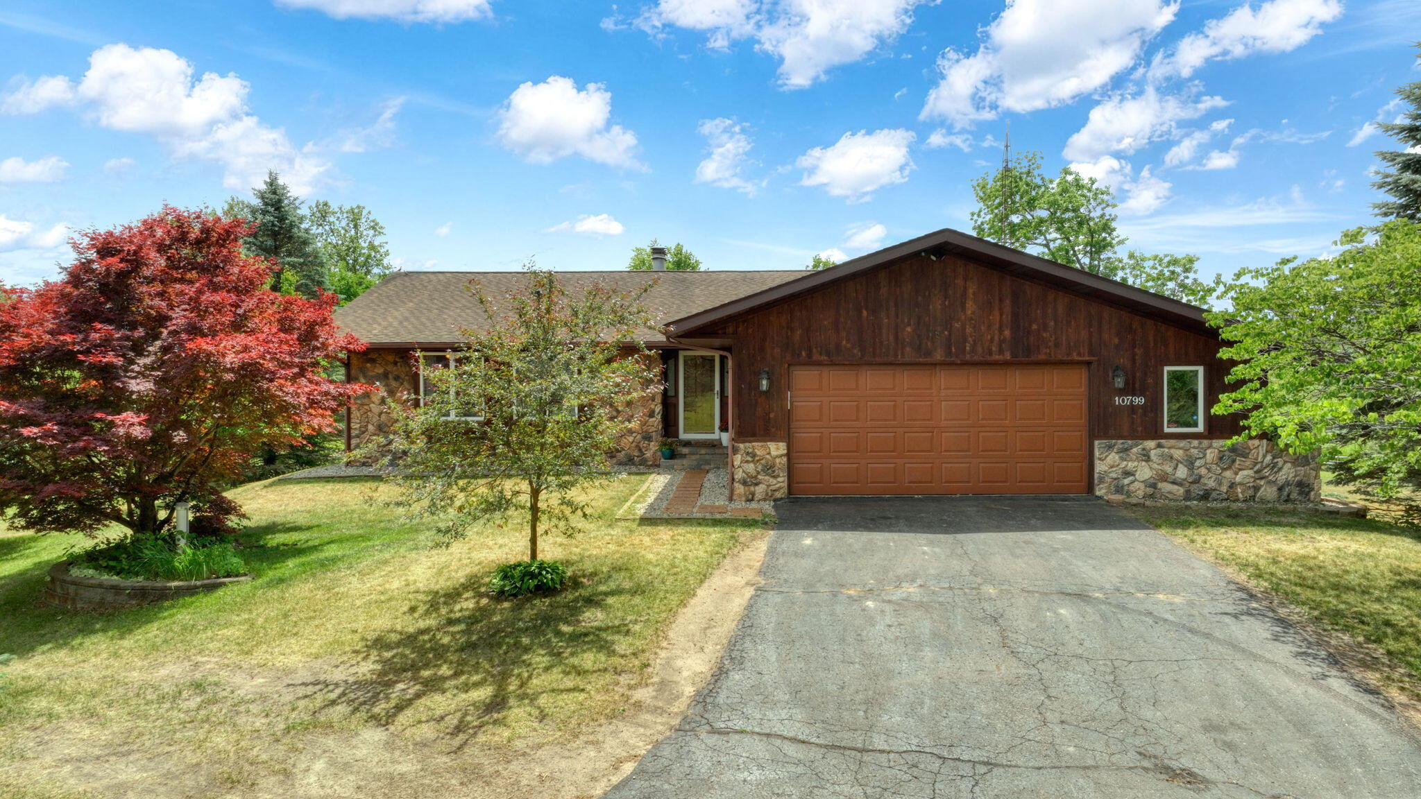 10799 Austin Road Property Photo 2