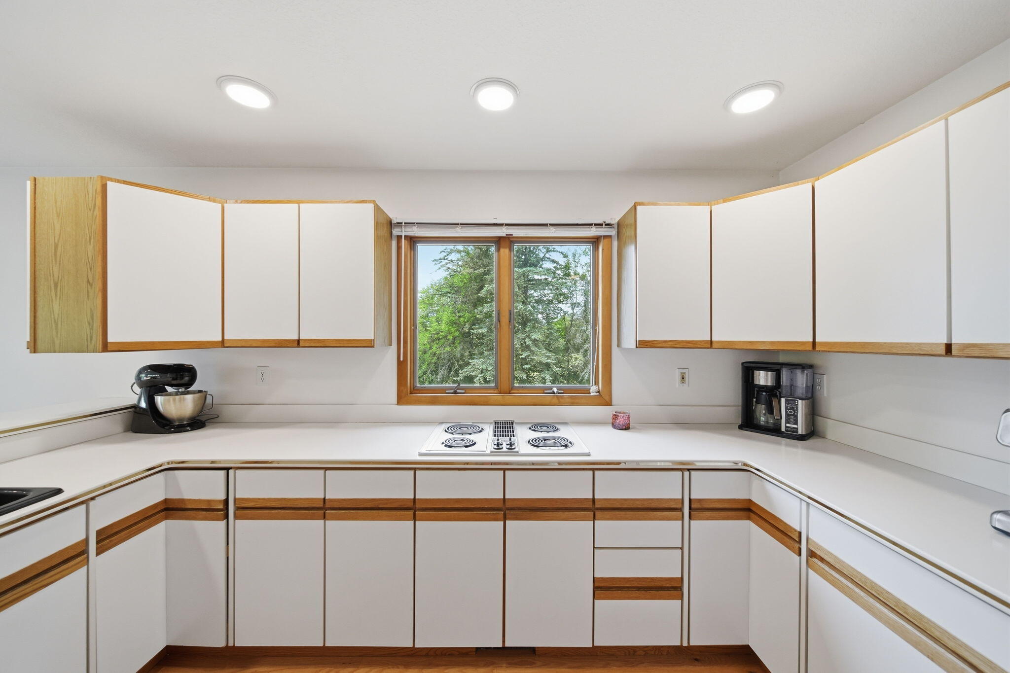 10799 Austin Road Property Photo 18