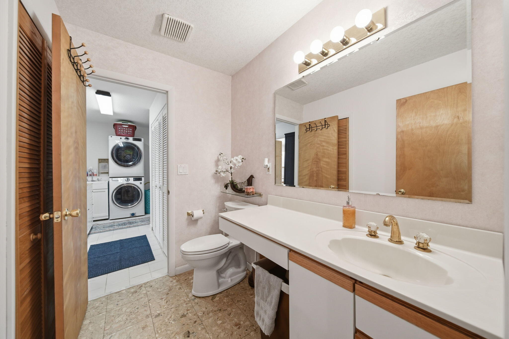 10799 Austin Road Property Photo 22