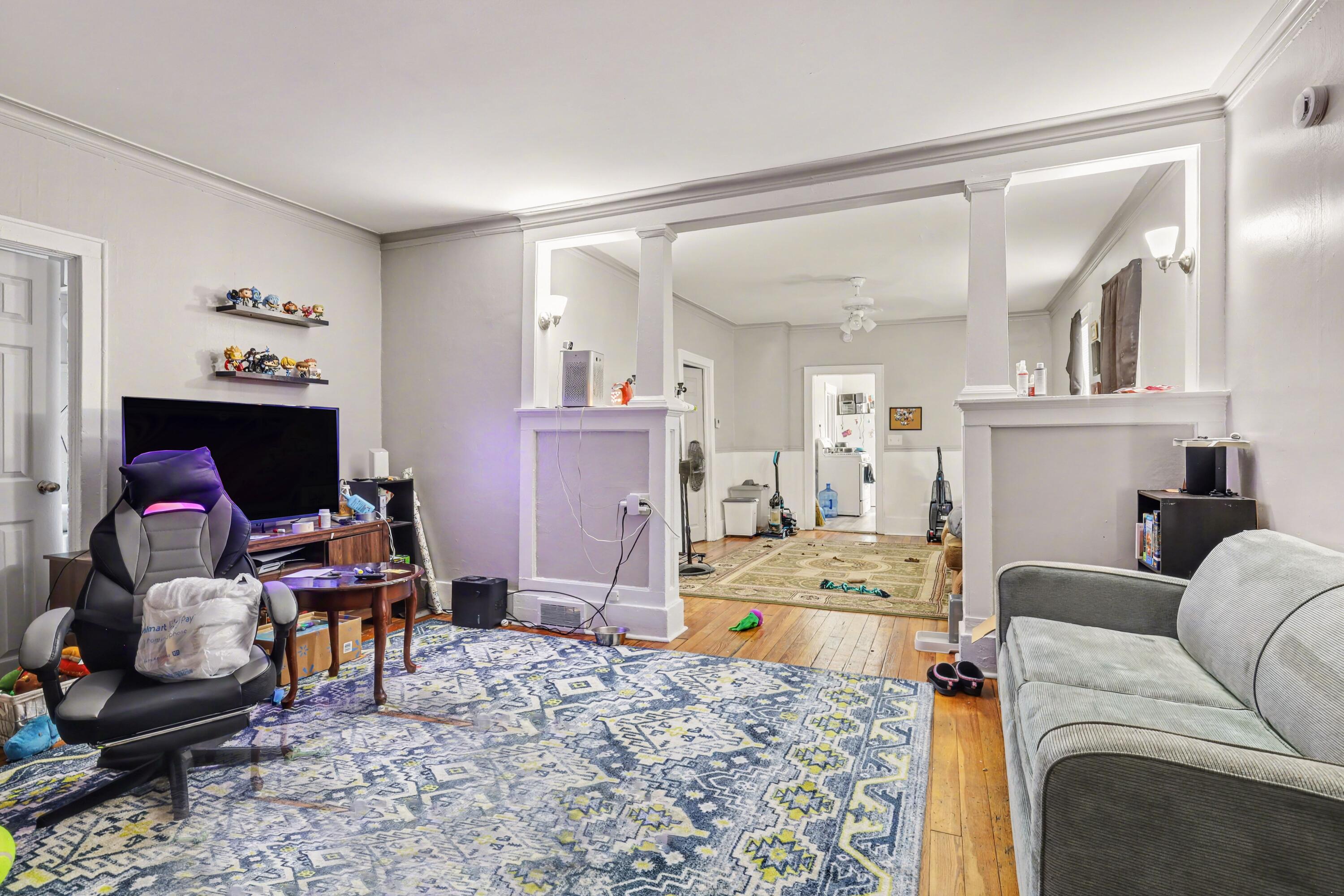1246 Alpine Avenue Nw Property Photo 3