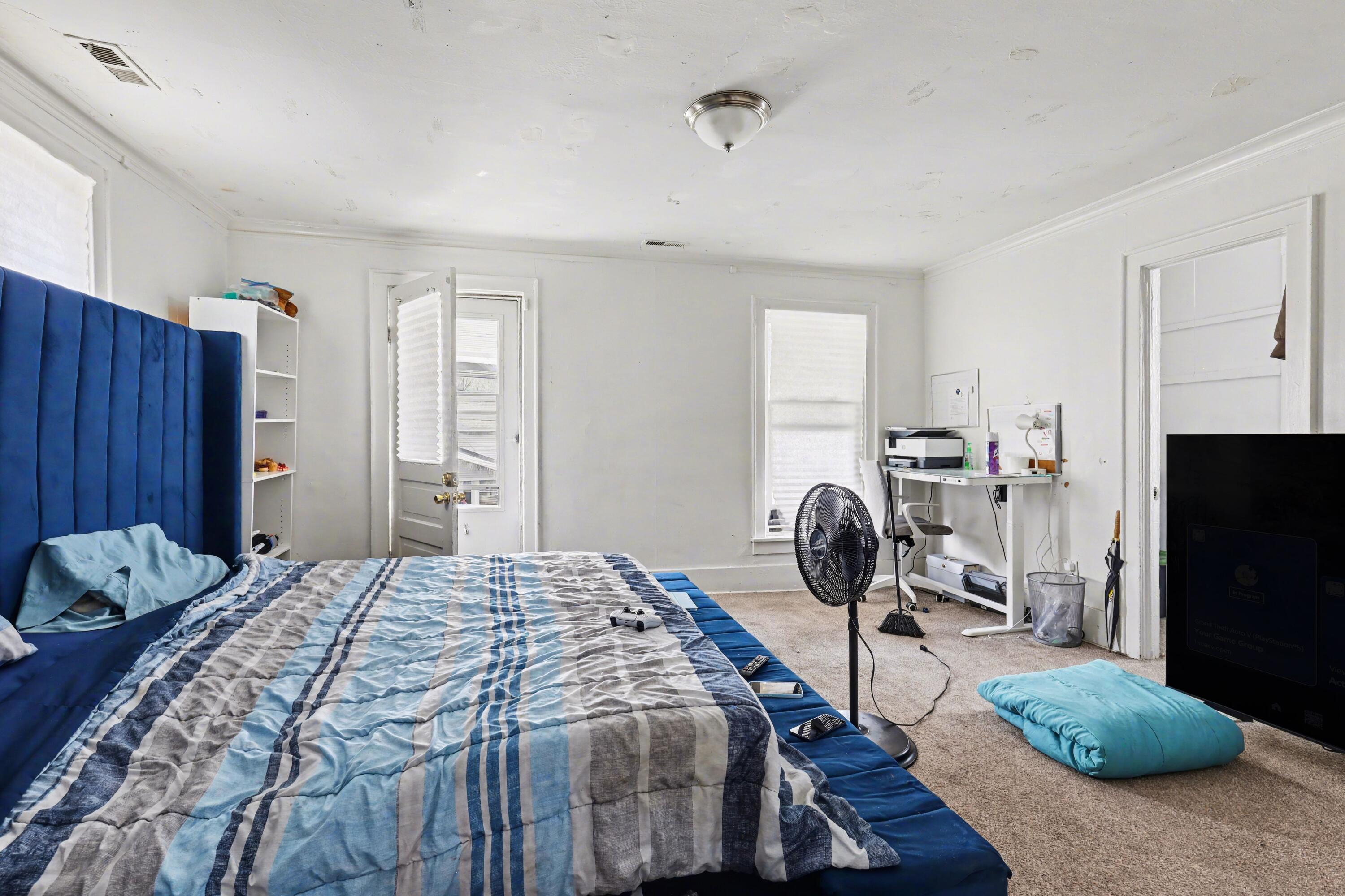 1246 Alpine Avenue Nw Property Photo 14