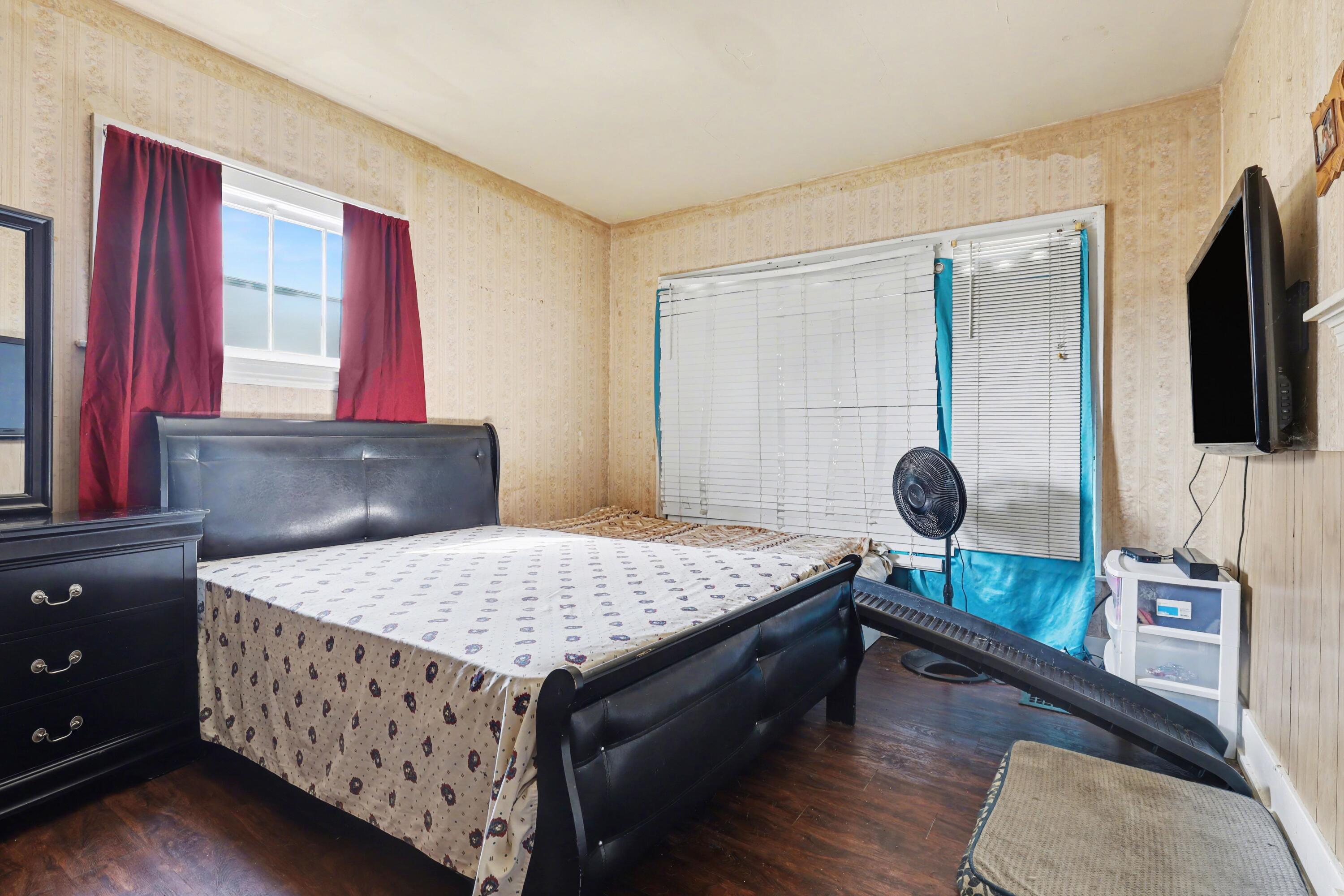 1246 Alpine Avenue Nw Property Photo 23
