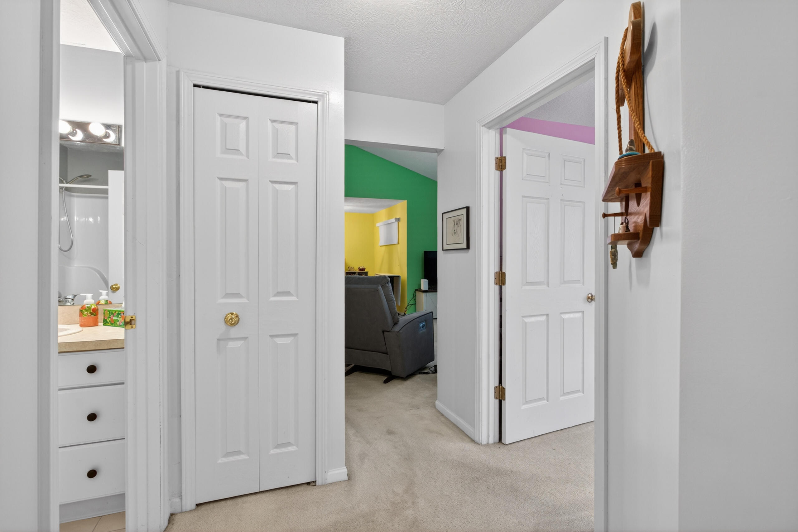 864 W Barrington Circle Property Photo 12