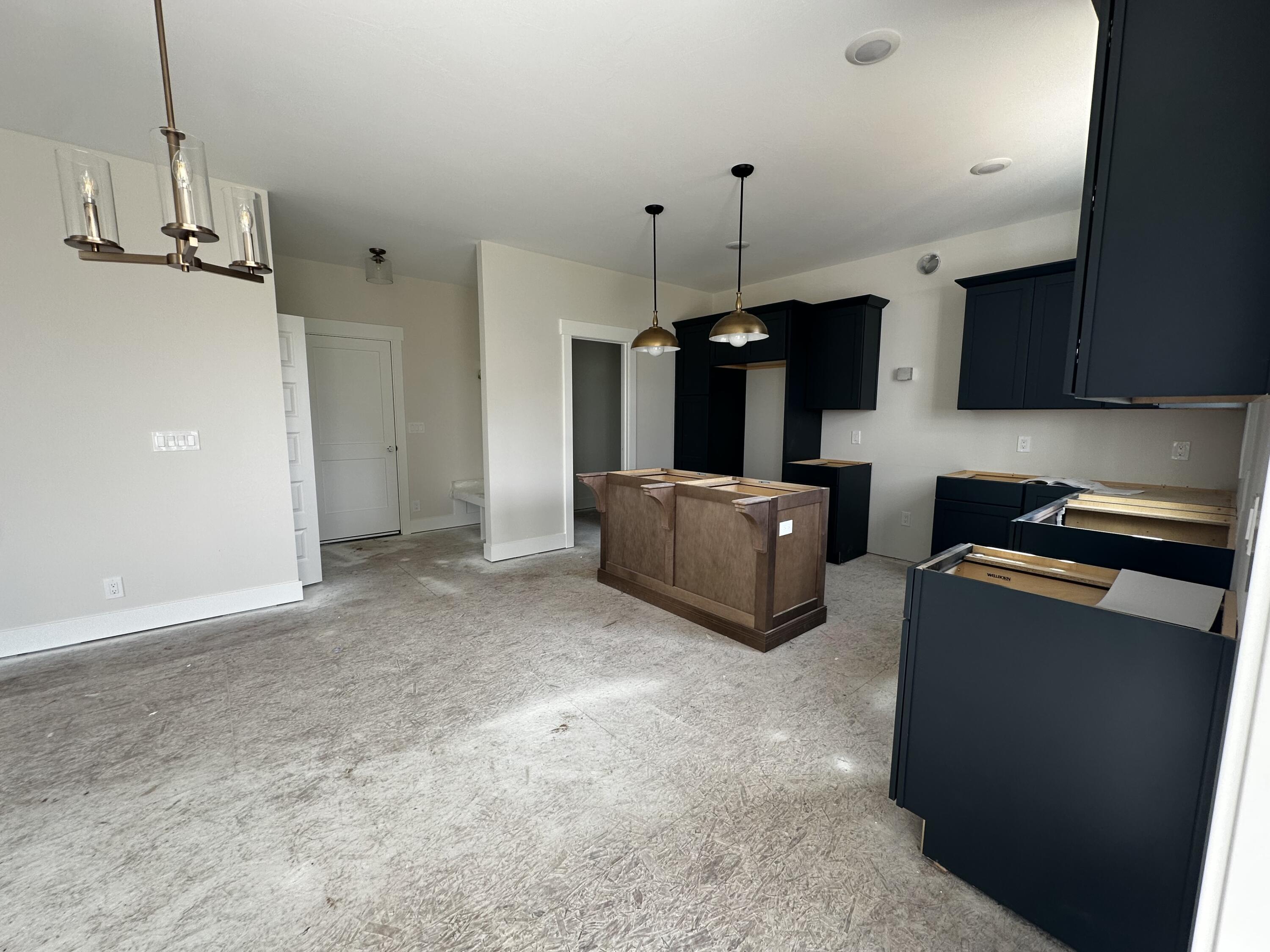 3375 Eagle Peak Drive Property Photo 3