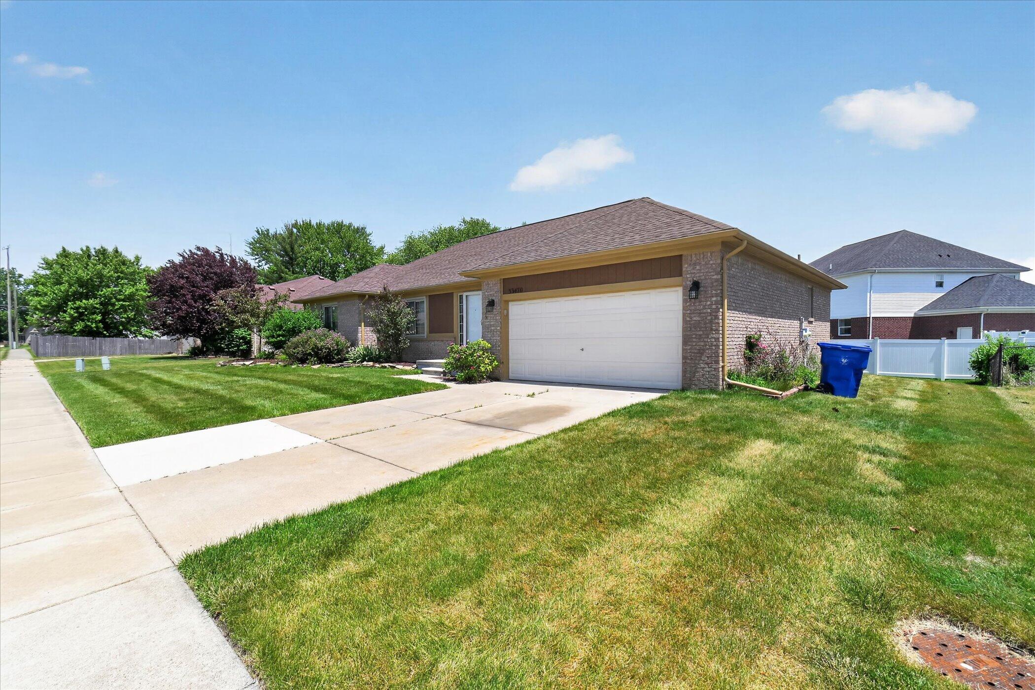 33470 Paoletti Drive Property Photo 3