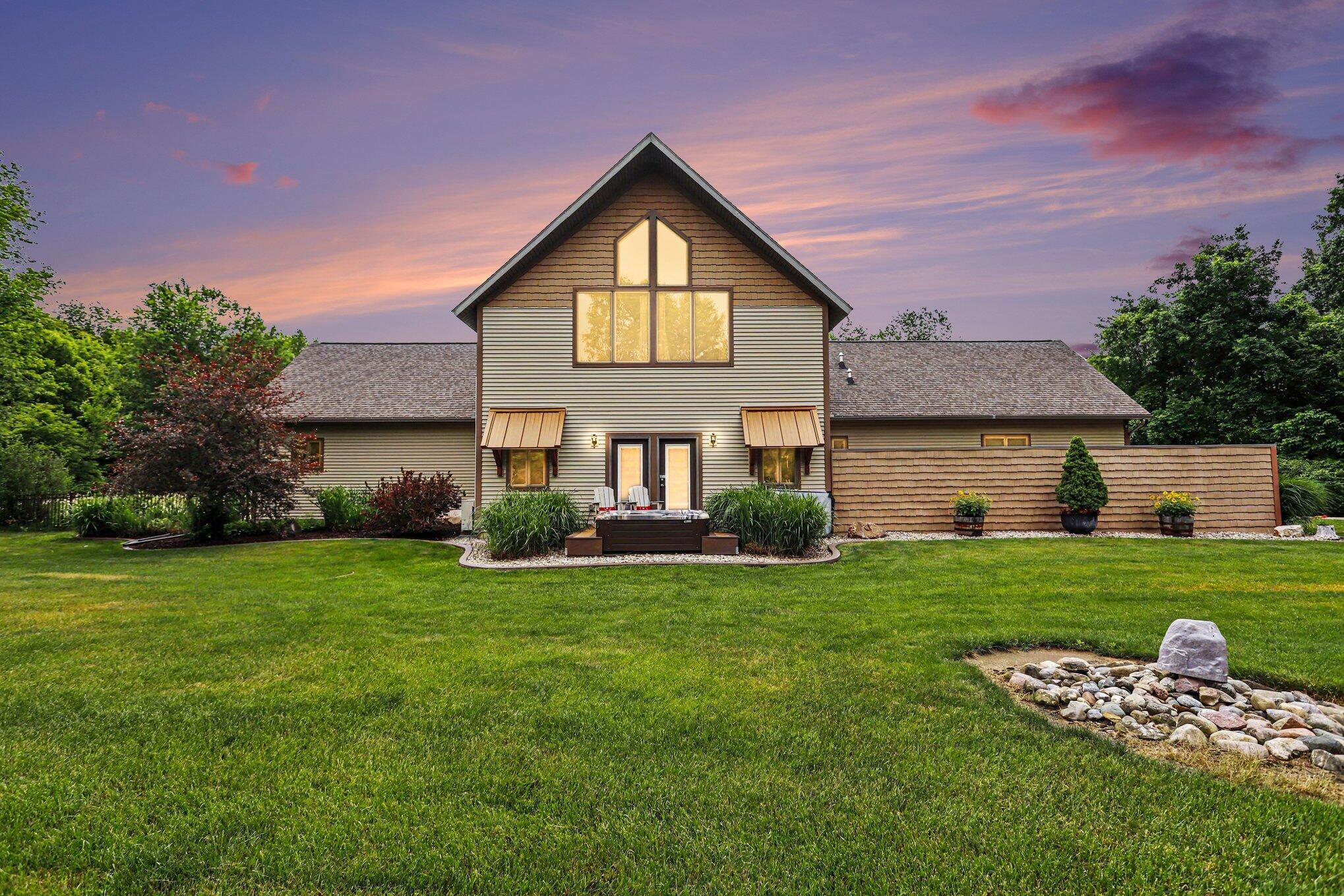 8874 1 Mile Road Property Photo 3