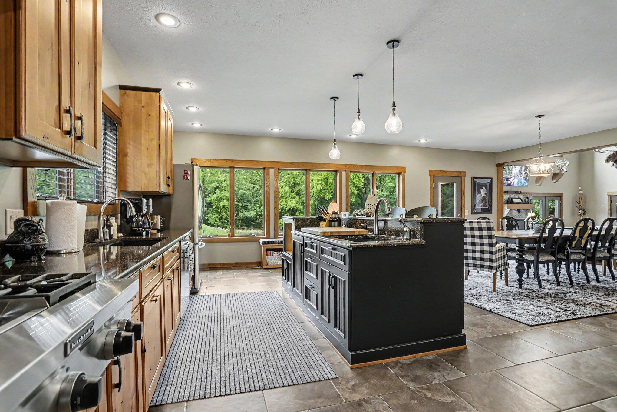 8874 1 Mile Road Property Photo 18