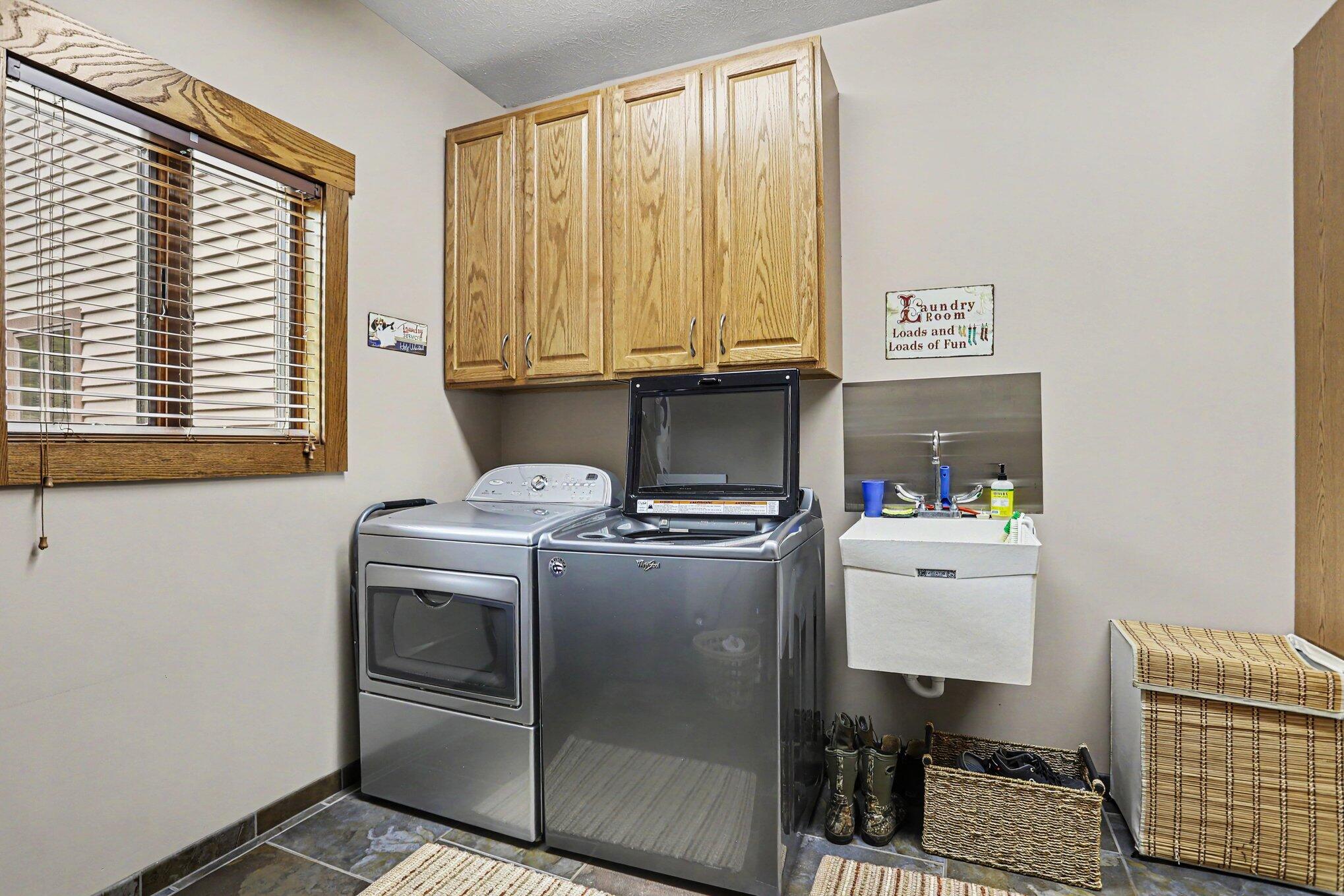 8874 1 Mile Road Property Photo 27
