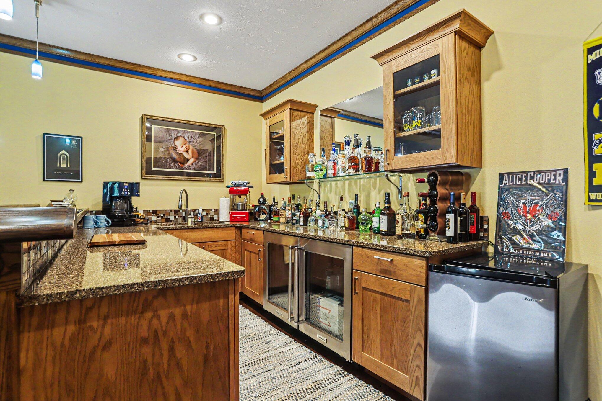 8874 1 Mile Road Property Photo 39
