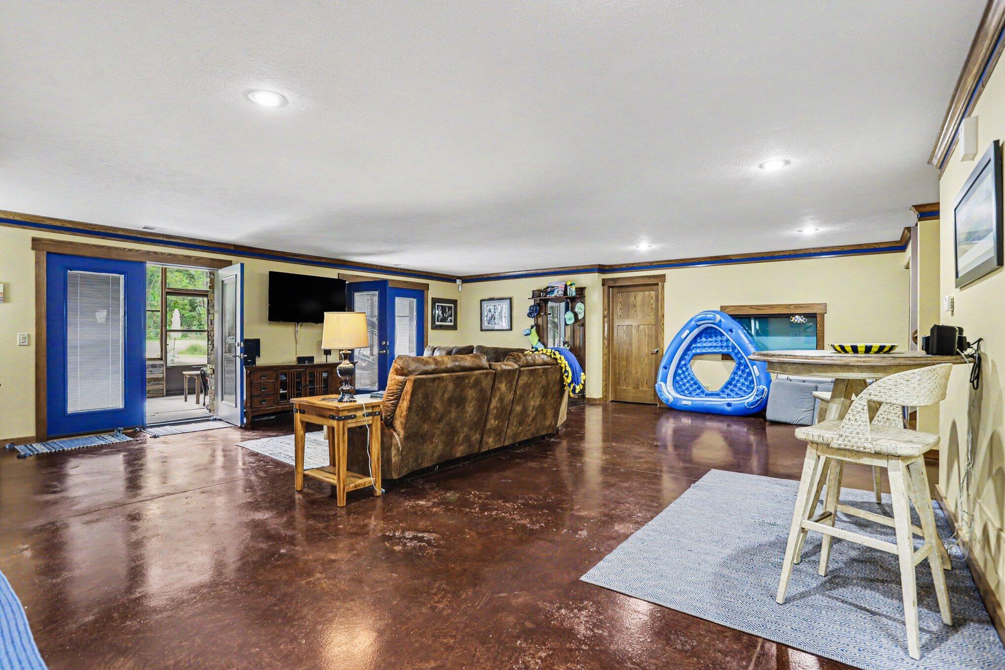 8874 1 Mile Road Property Photo 40