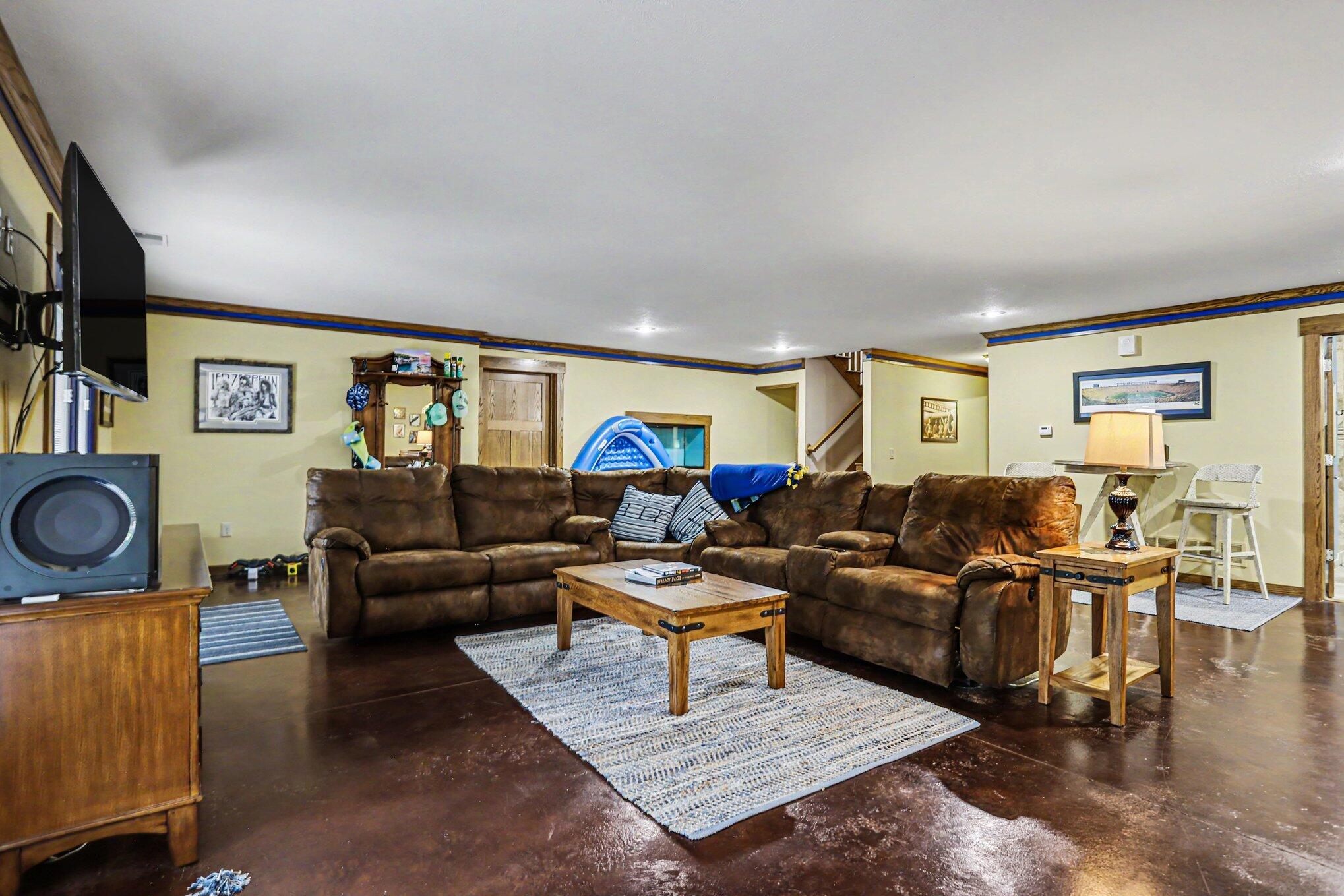 8874 1 Mile Road Property Photo 42