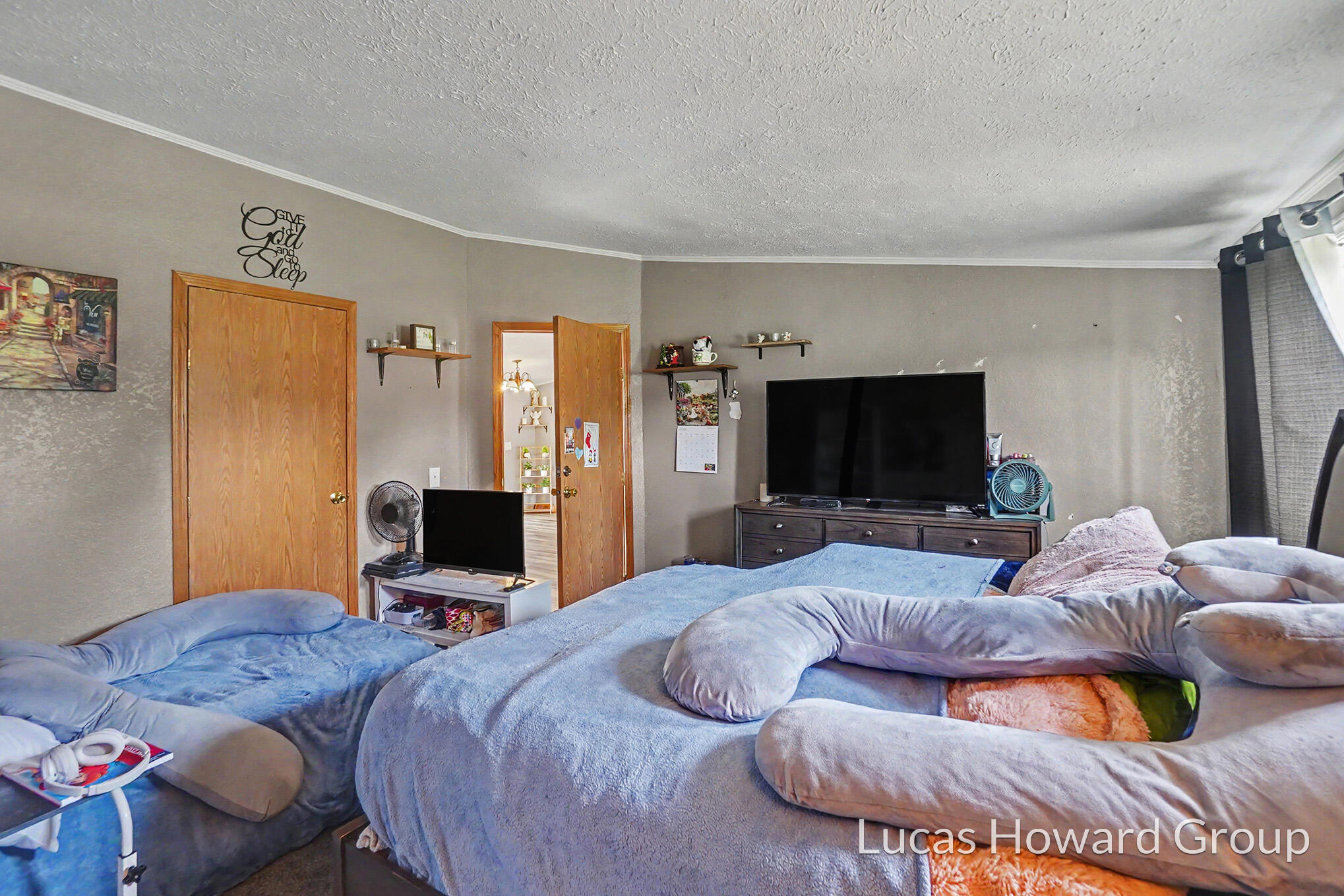 6944 S Saddler Road Property Photo 10