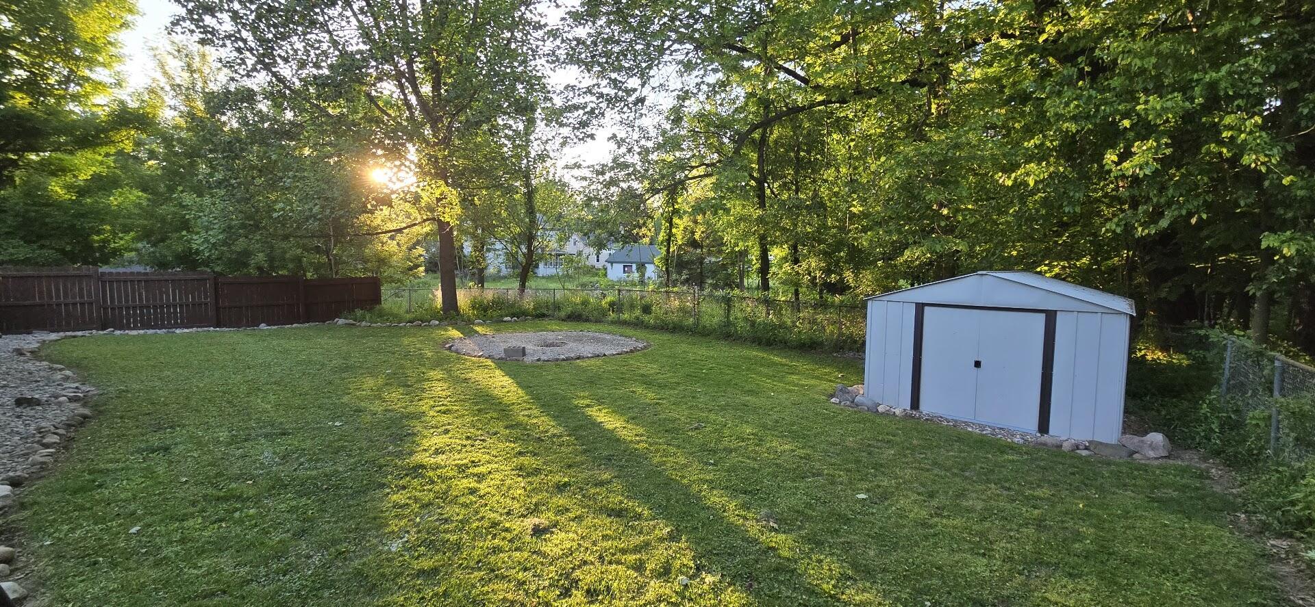 211 Forest Street Property Photo 9