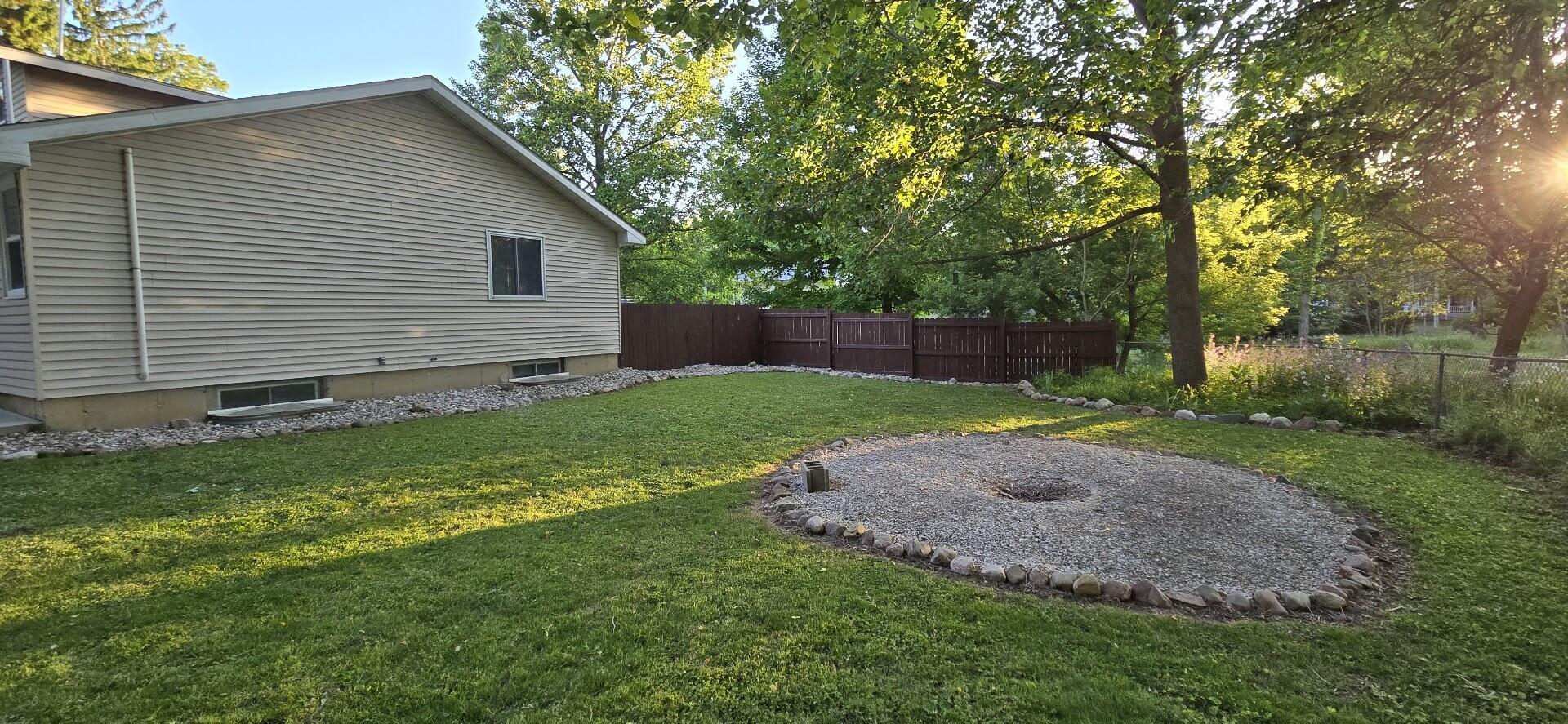 211 Forest Street Property Photo 10