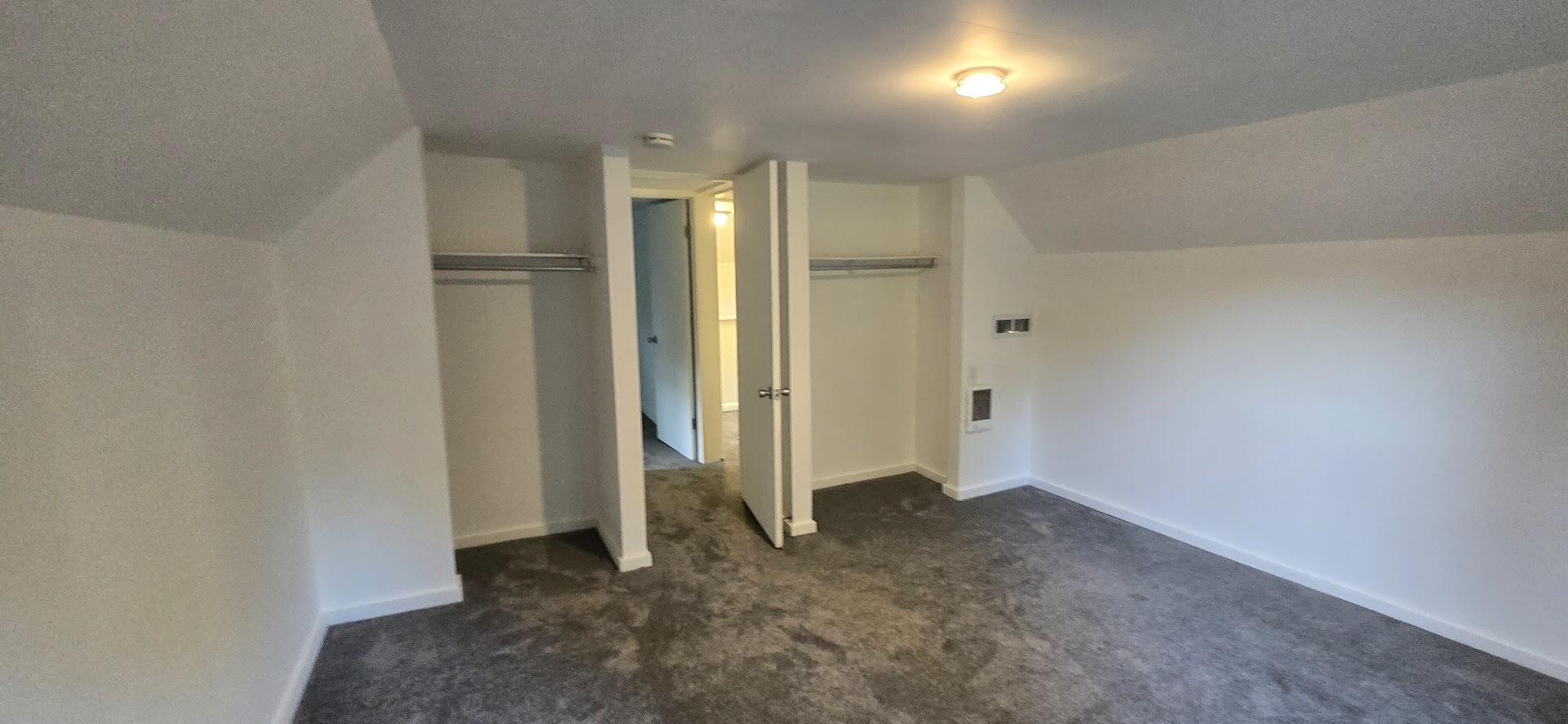 211 Forest Street Property Photo 34