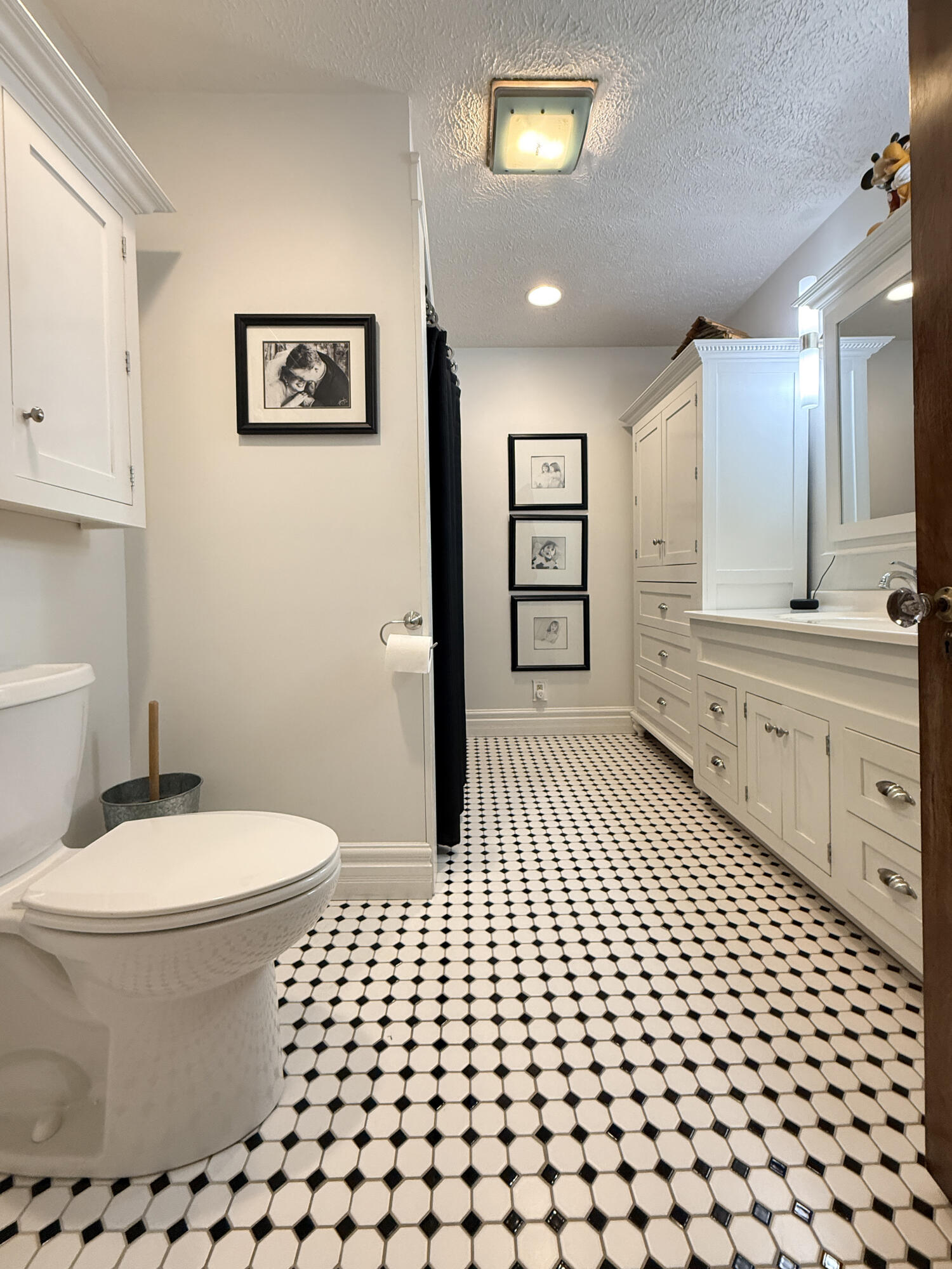 2 E Ash Street E Property Photo 36