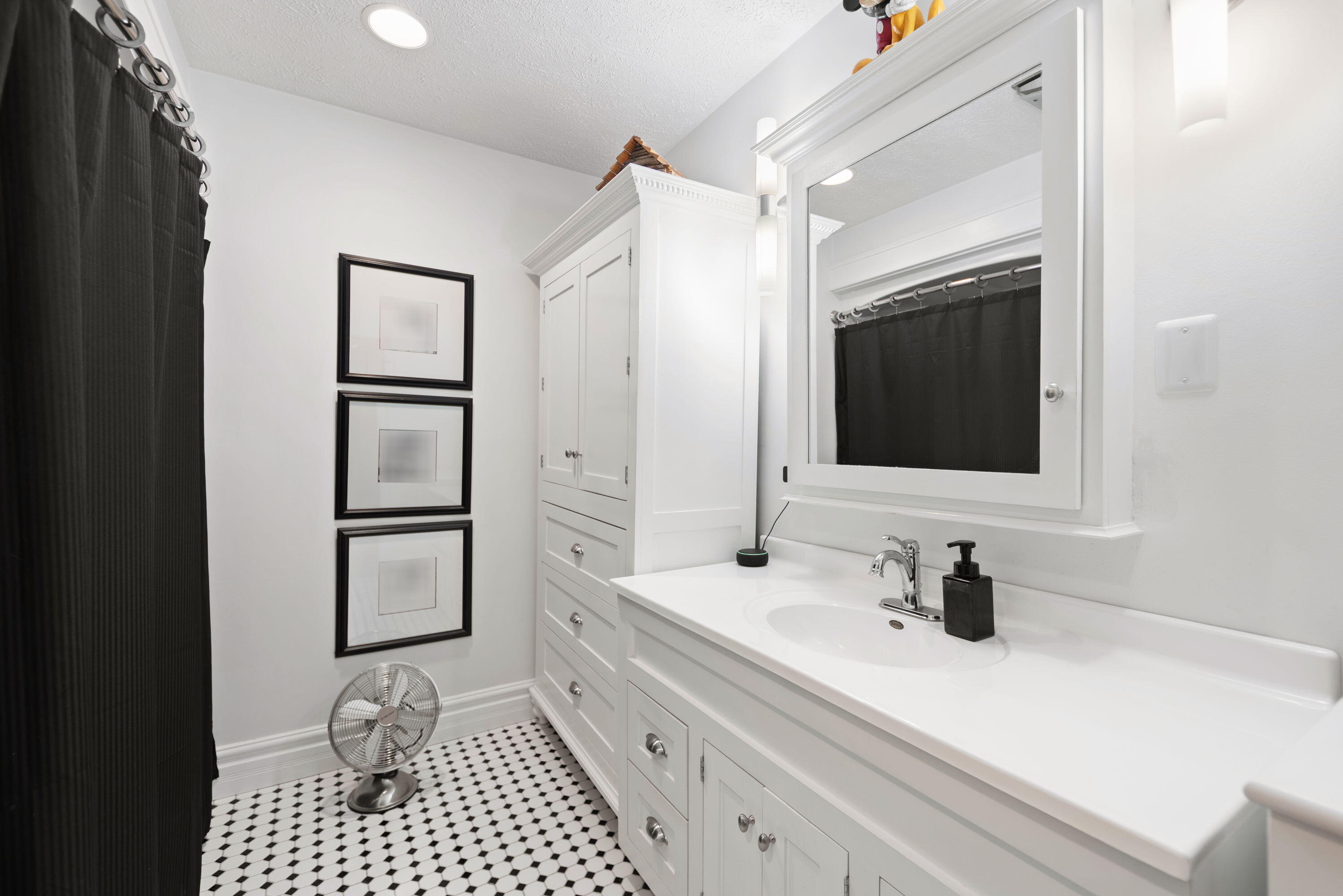 2 E Ash Street E Property Photo 37