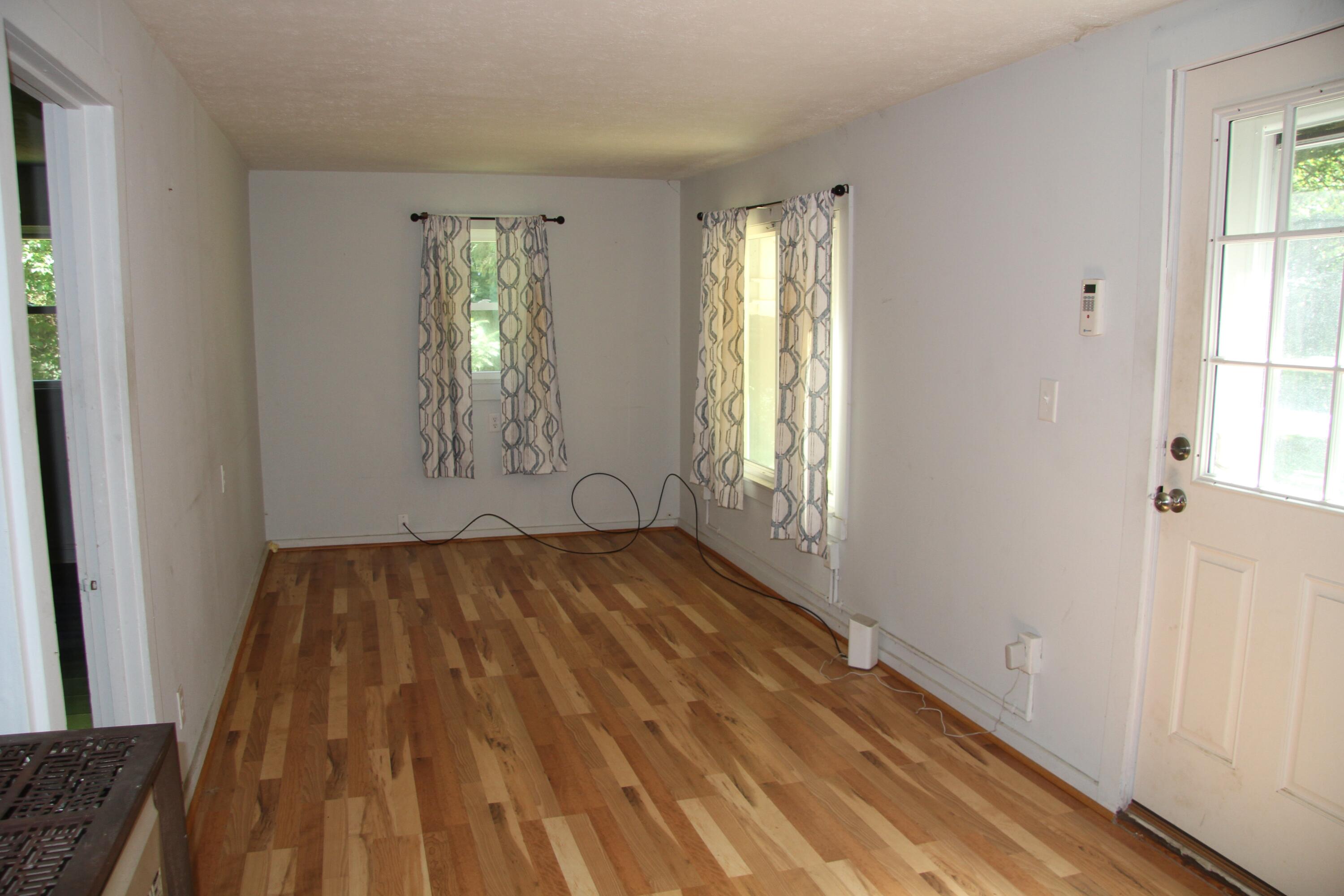 59710 M-51 S Property Photo 8