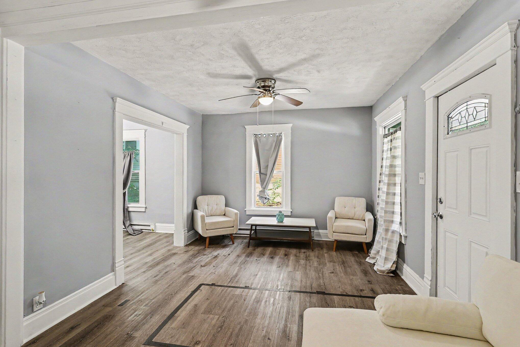 1222 E Kalamazoo Street Property Photo 5