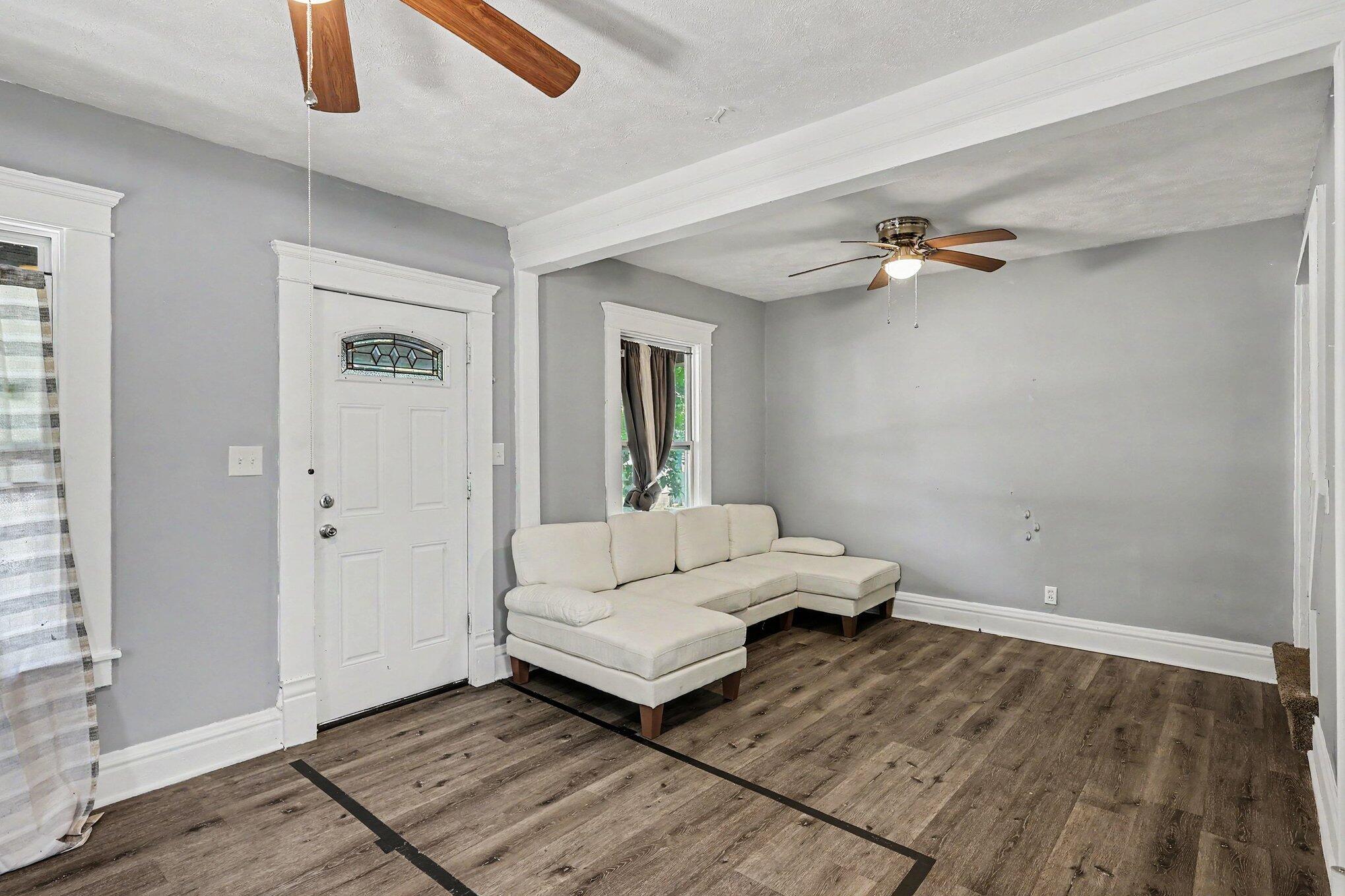 1222 E Kalamazoo Street Property Photo 6