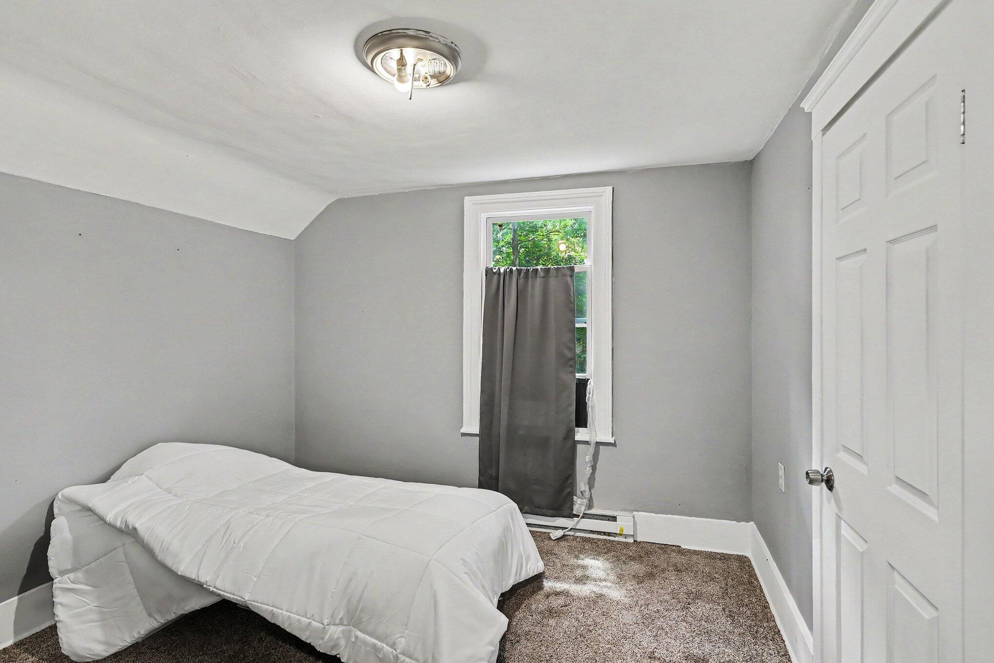 1222 E Kalamazoo Street Property Photo 17
